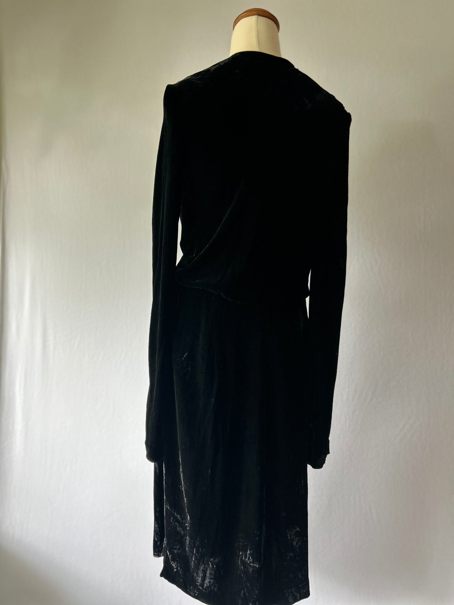 Juliette Hogan Velvet Wrap Dress – Size 8