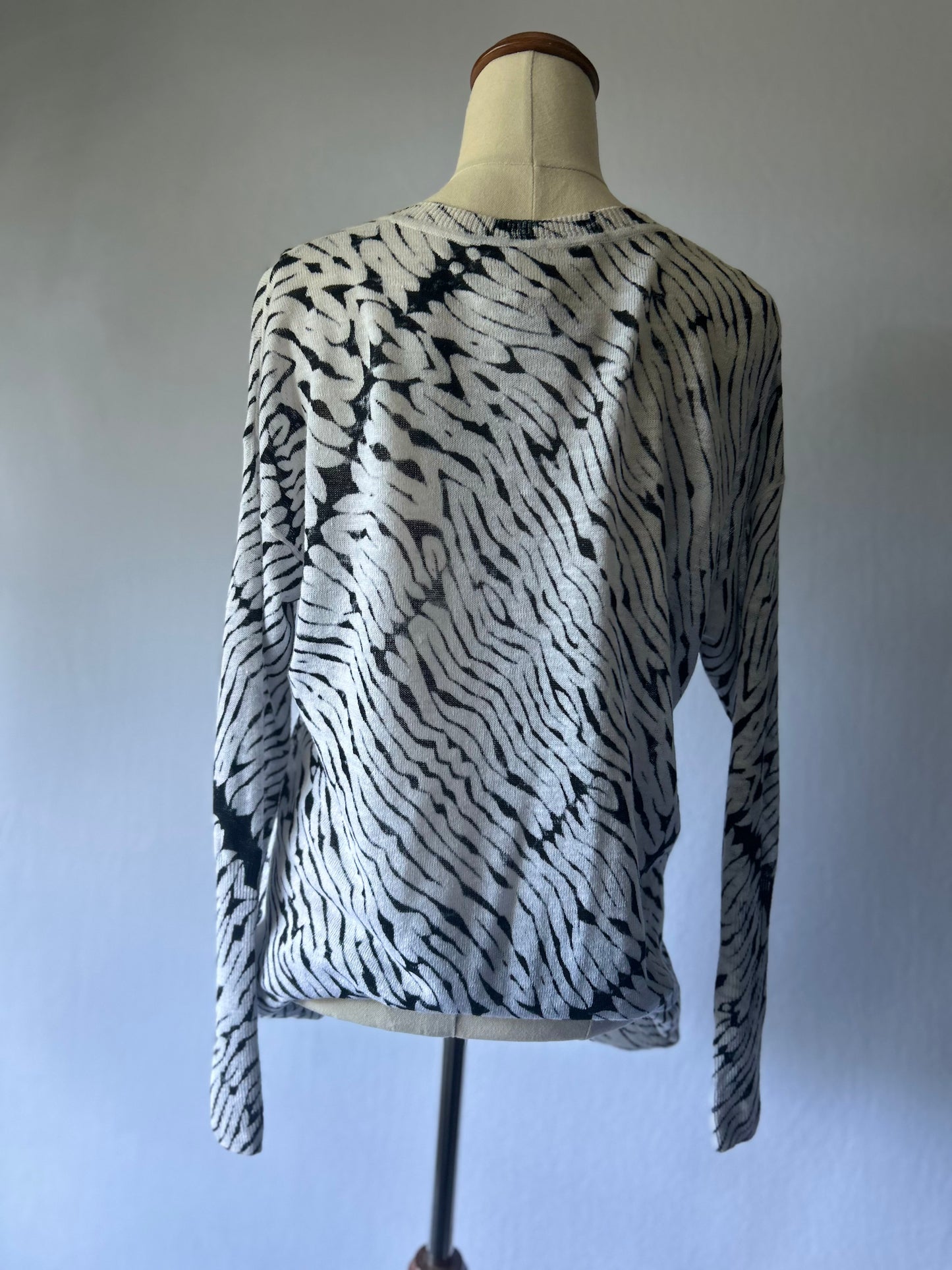 Verg Black & White Lightweight Linen-Cotton Sweater – Size Small