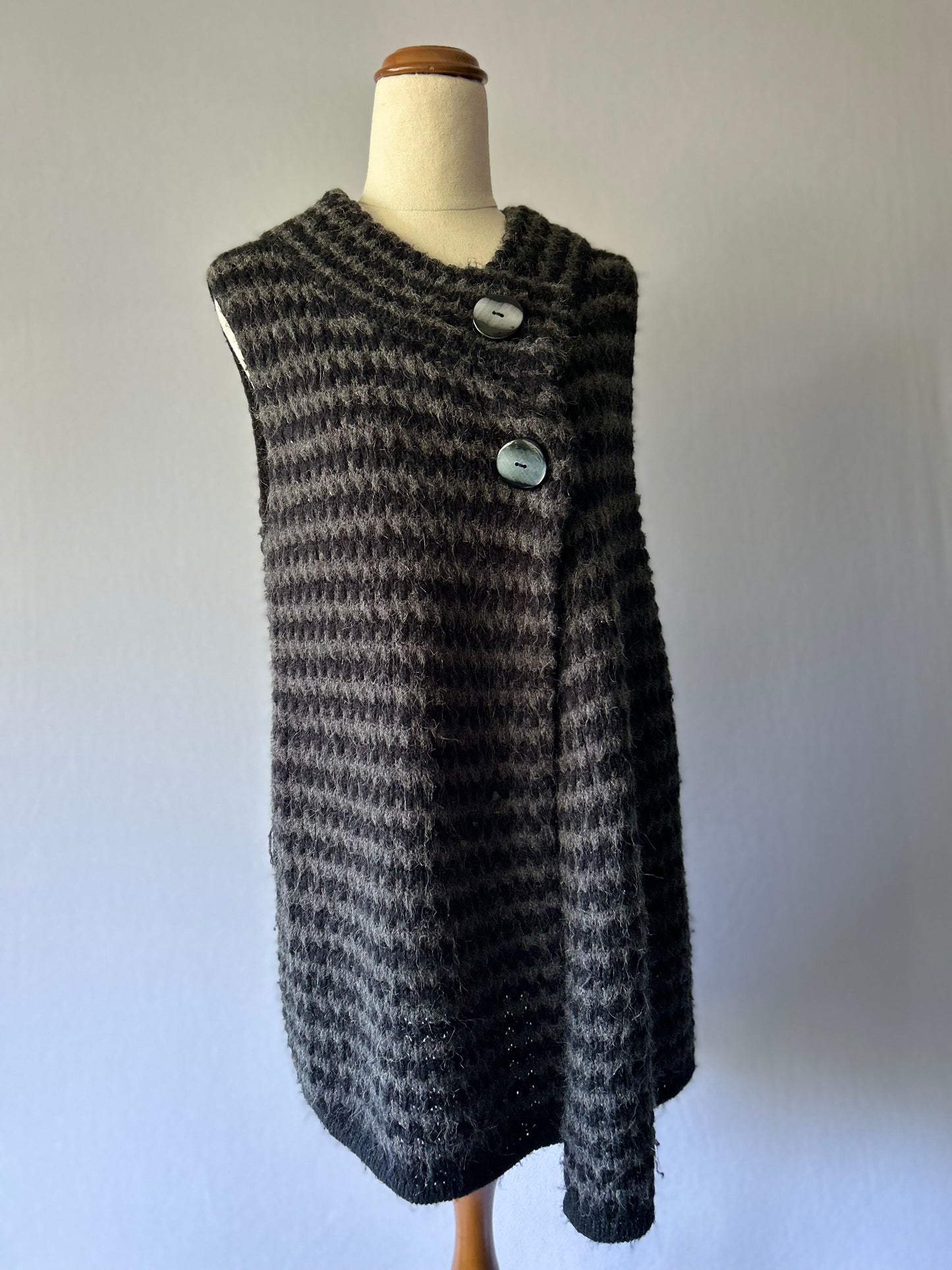 Textured Two-Button Asymmetric Knit Vest – Size M