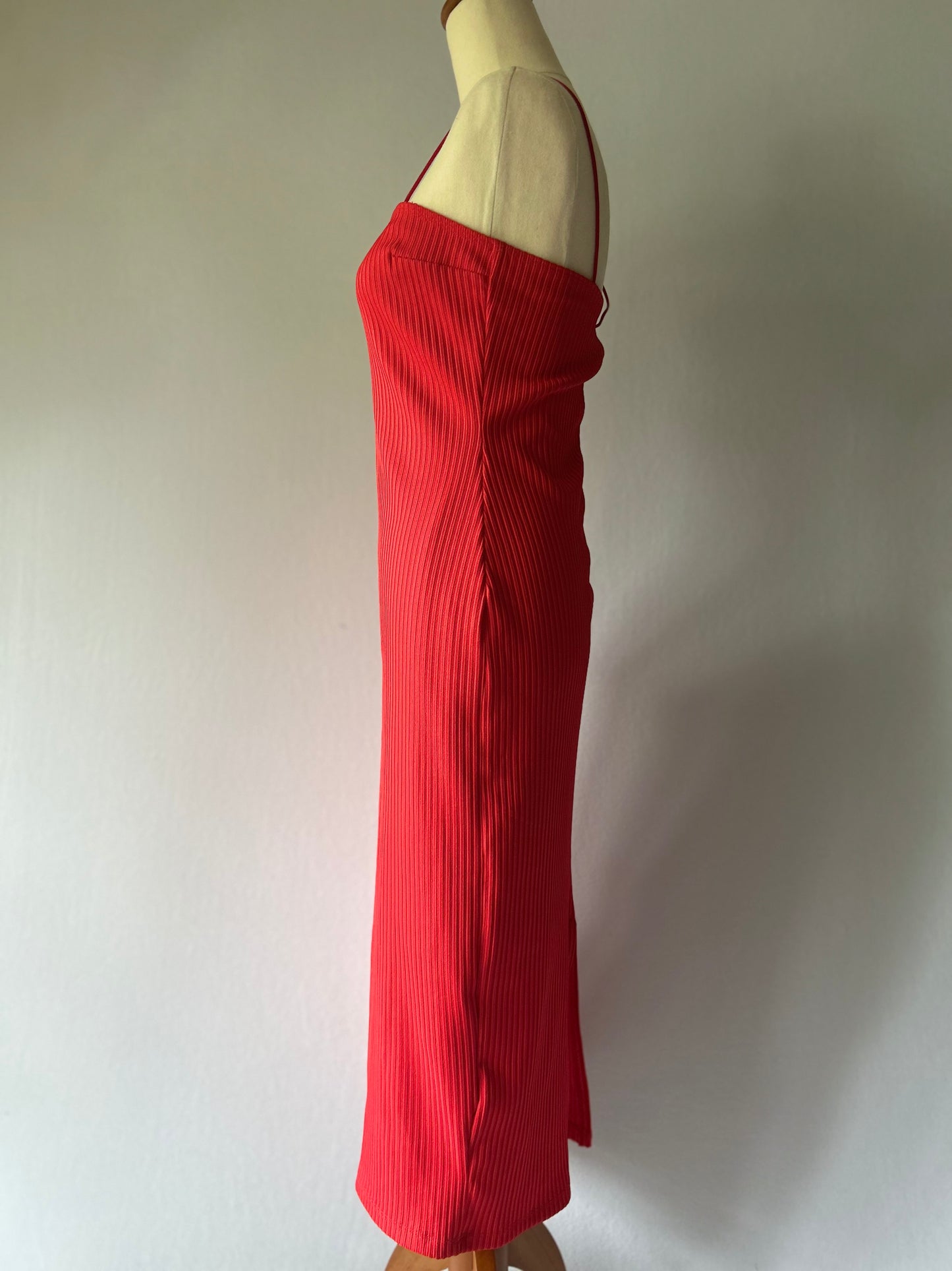 KOOKAÏ Ribbed Midi Slip Dress - Fire Red