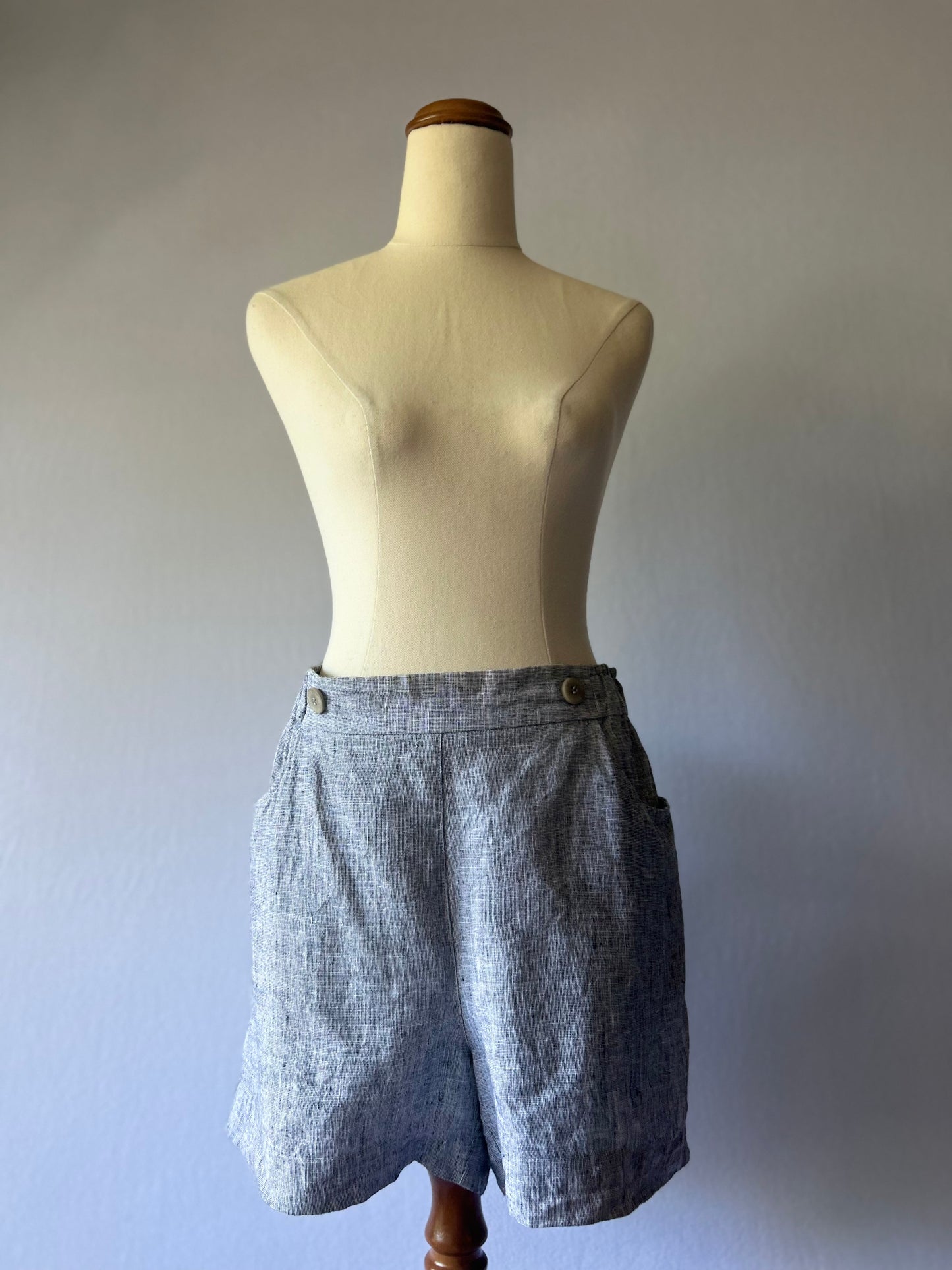 Grey Linen Shorts – Size M – Made in New Zealand