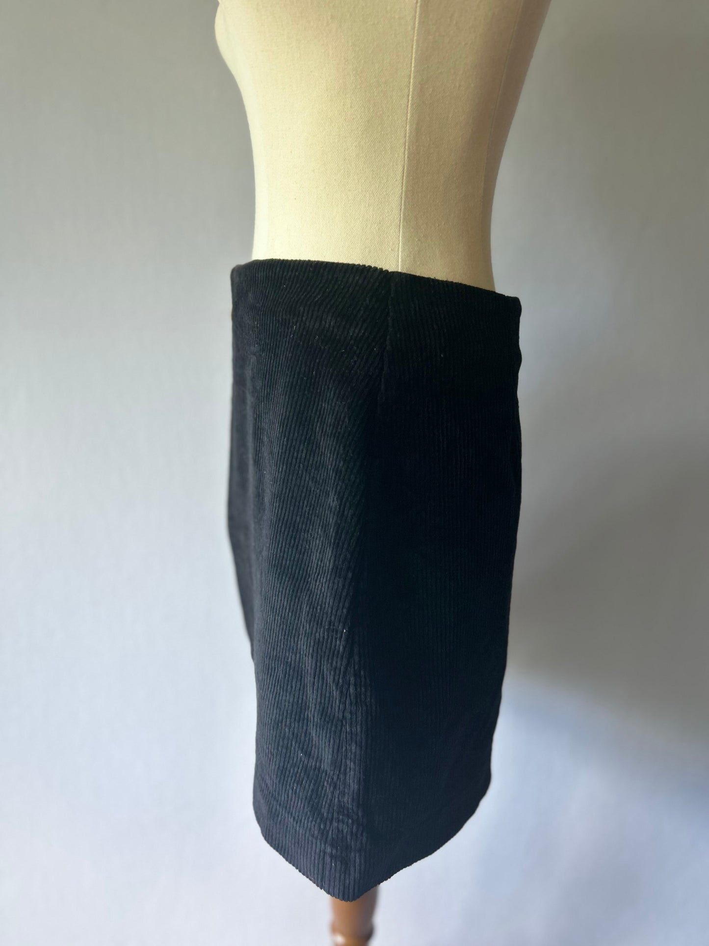 Ruby Black Corduroy Zip-Front Mini Skirt - Size 10