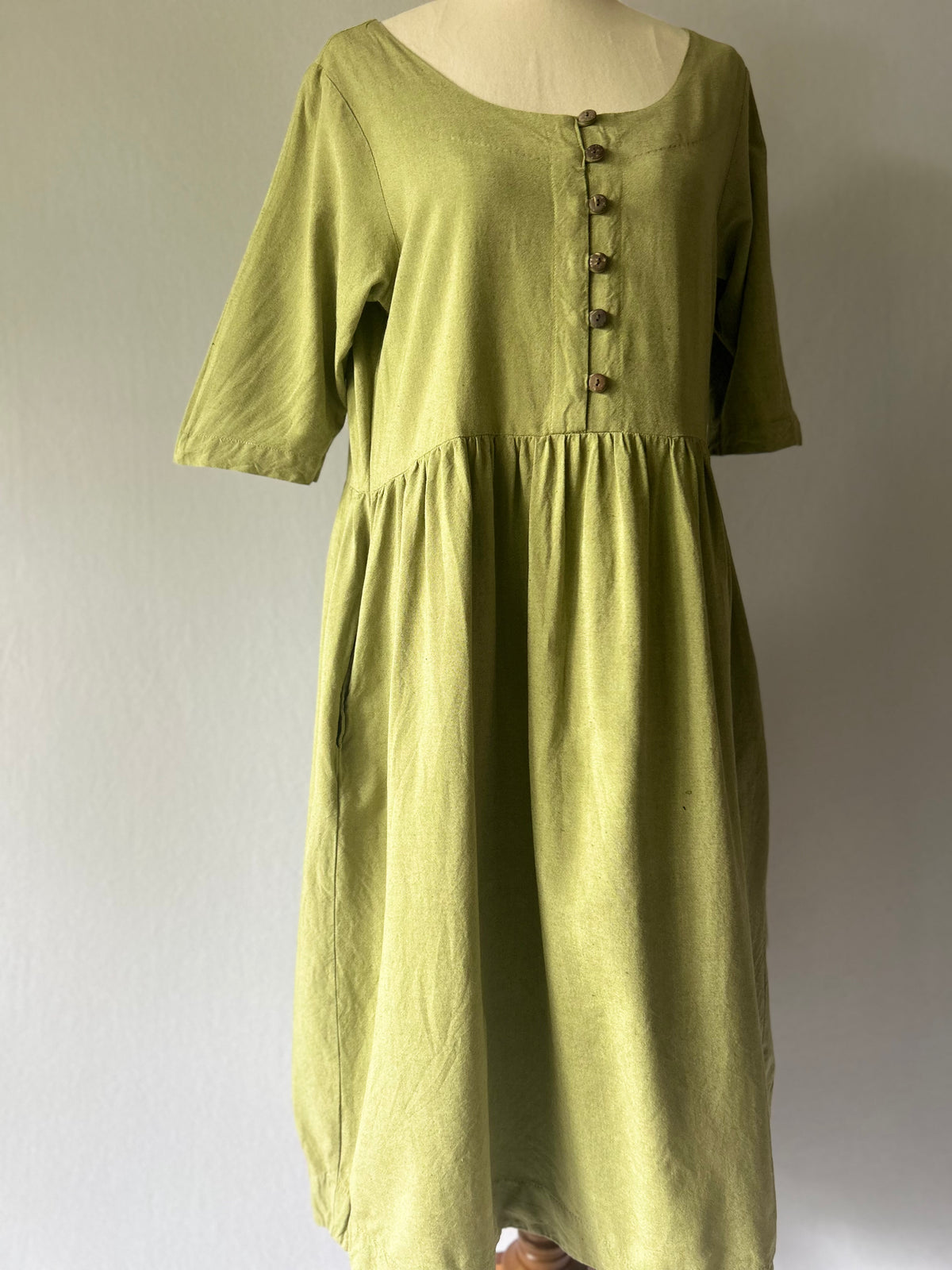 Handmade in Nepal Olive Green Cotton Button-Front Midi Dress - Size L