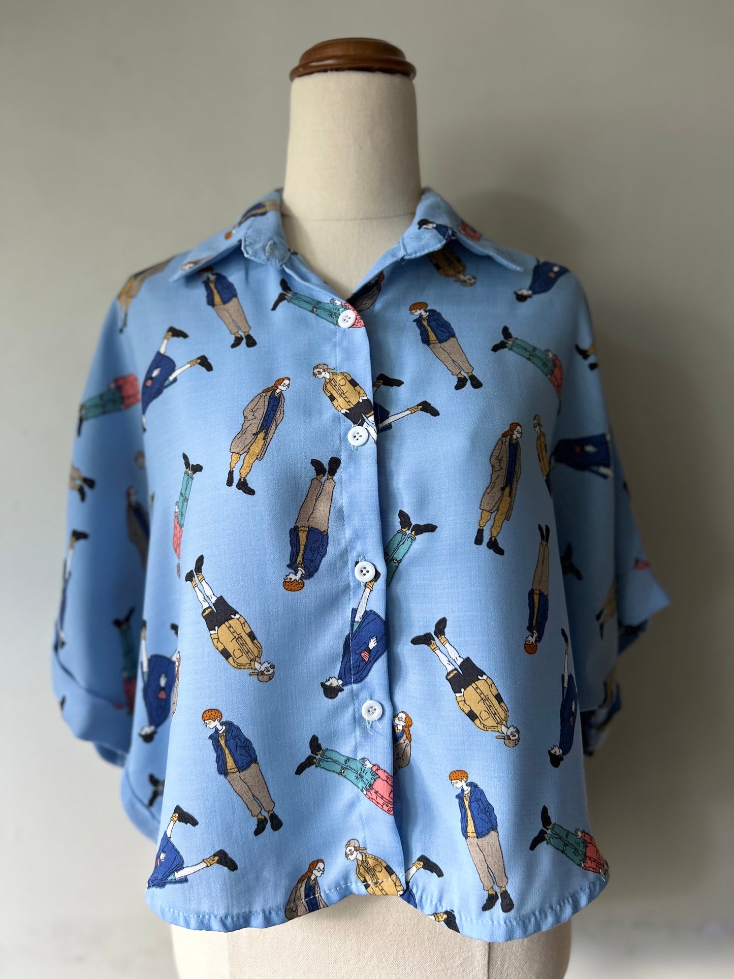 Playful People Print Shirt - Size M (Estimated)