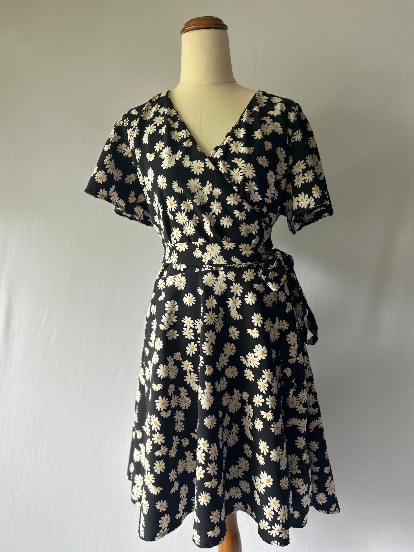 Little Daisy Black Wrap Dress Size M