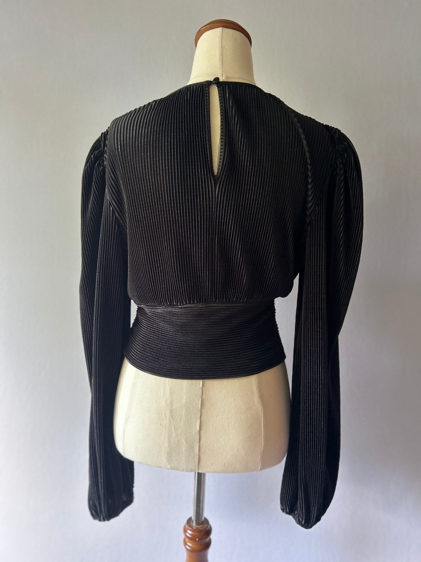 The Fifth Label Black Plissé Long Sleeve Top - Size 8