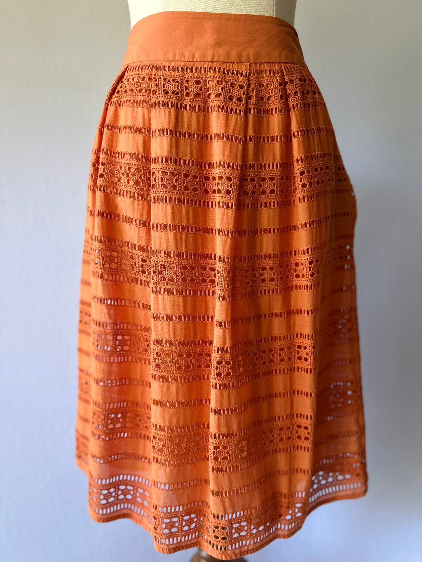 Mara Max Cotton Broderie Anglaise/Eyelet Skirt (Size Small)