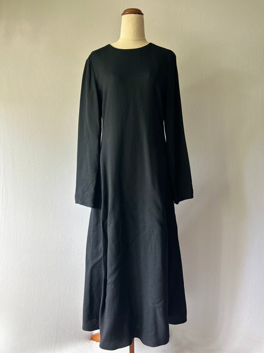 Theory Boat Neck Long Sleeve Midi Dress – Size 4