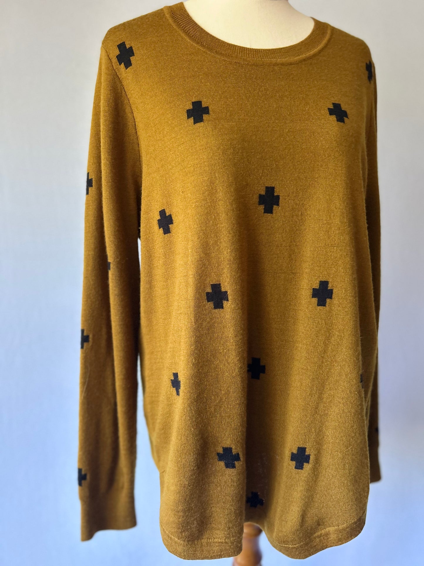 Mustard Merino Wool Sweater with Black Cross Print – Size M, 100% Wool