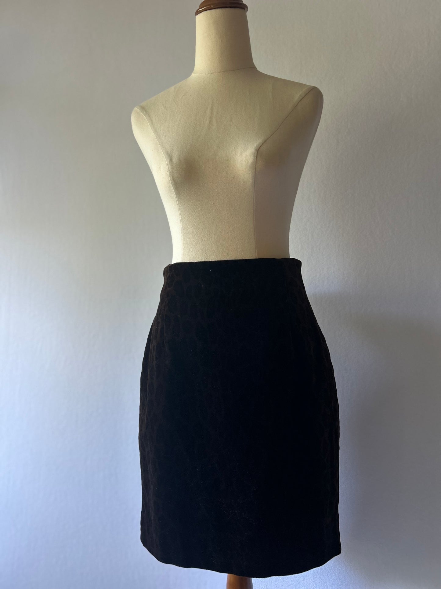 English Designer Leopard Print Pencil Skirt - Size 12