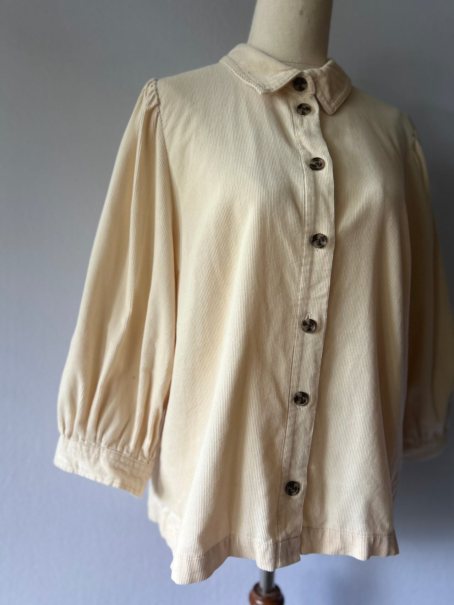 Cream Fine Corduroy Puff Sleeve Shirt - Size 40 / M