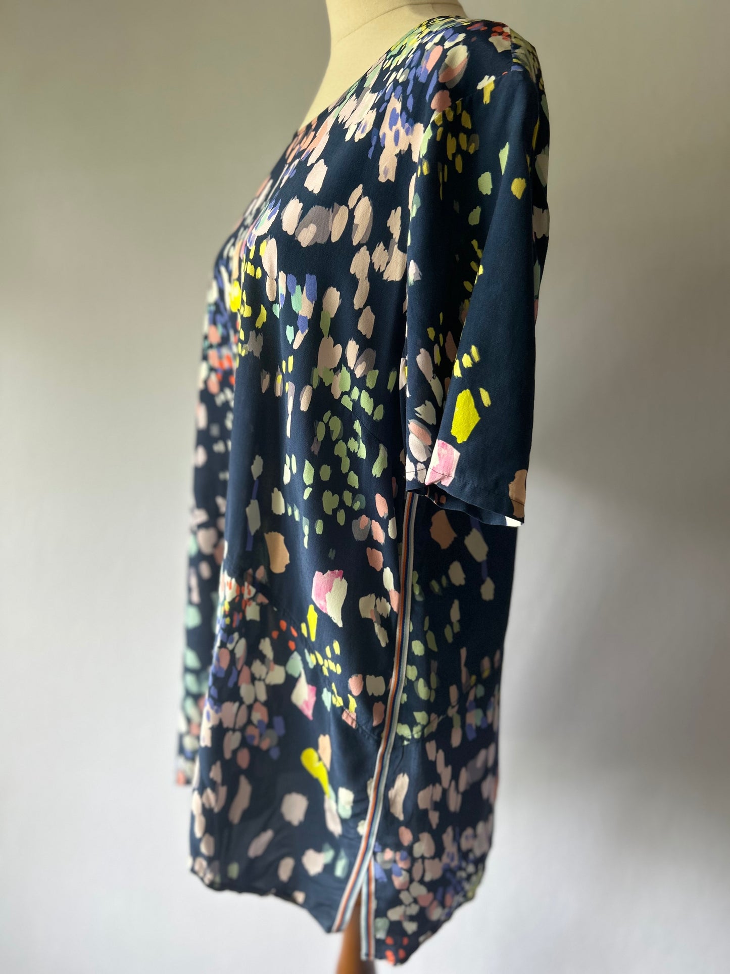 Verge Confetti Print Top – Size Small | Made in New Zealand