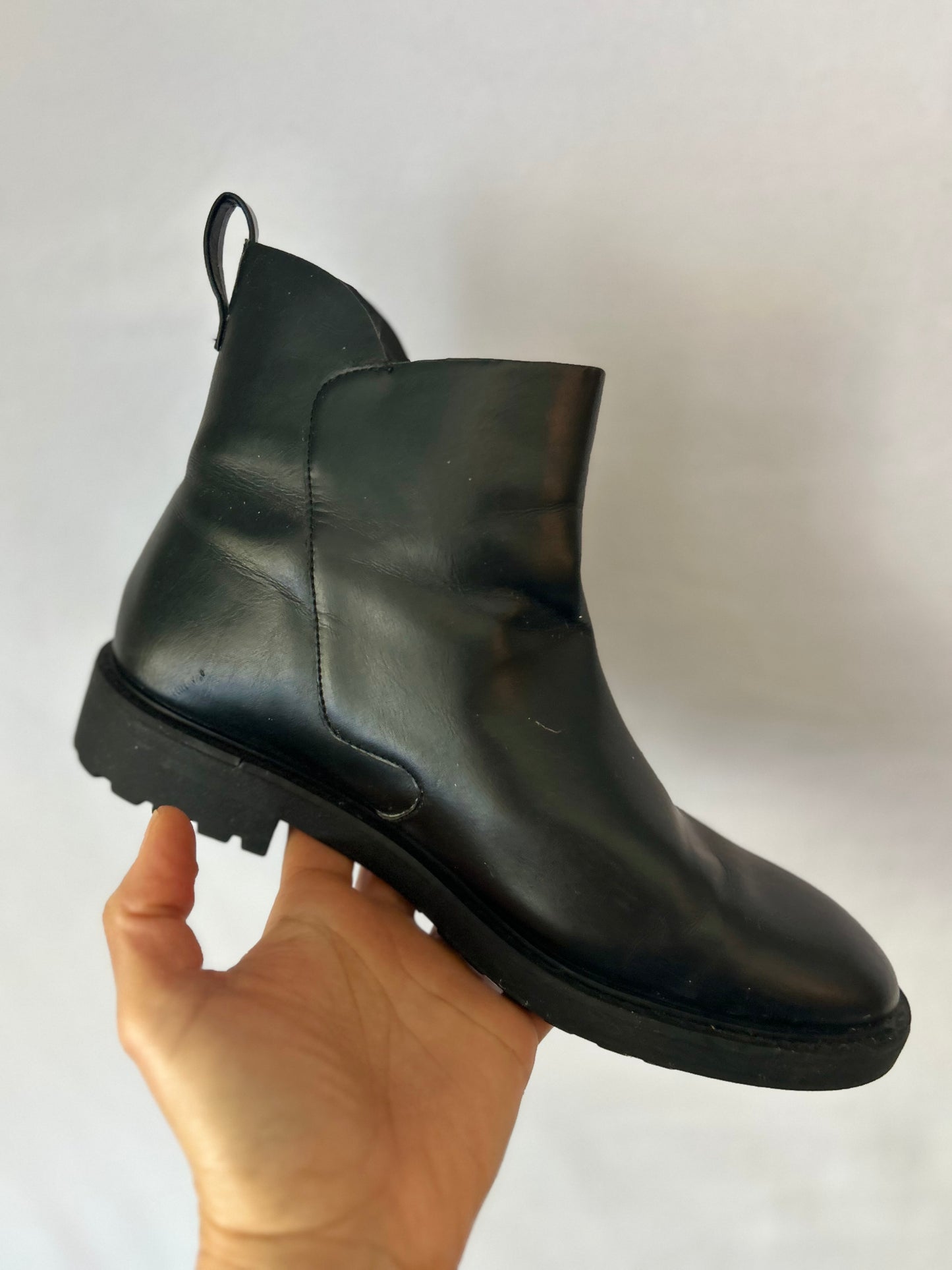 Black Leather Ankle Boots – EUR 39