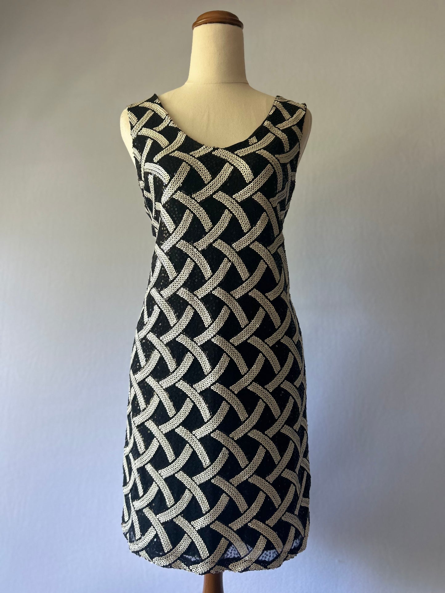 Black Sequin Pattern Dress – Size M