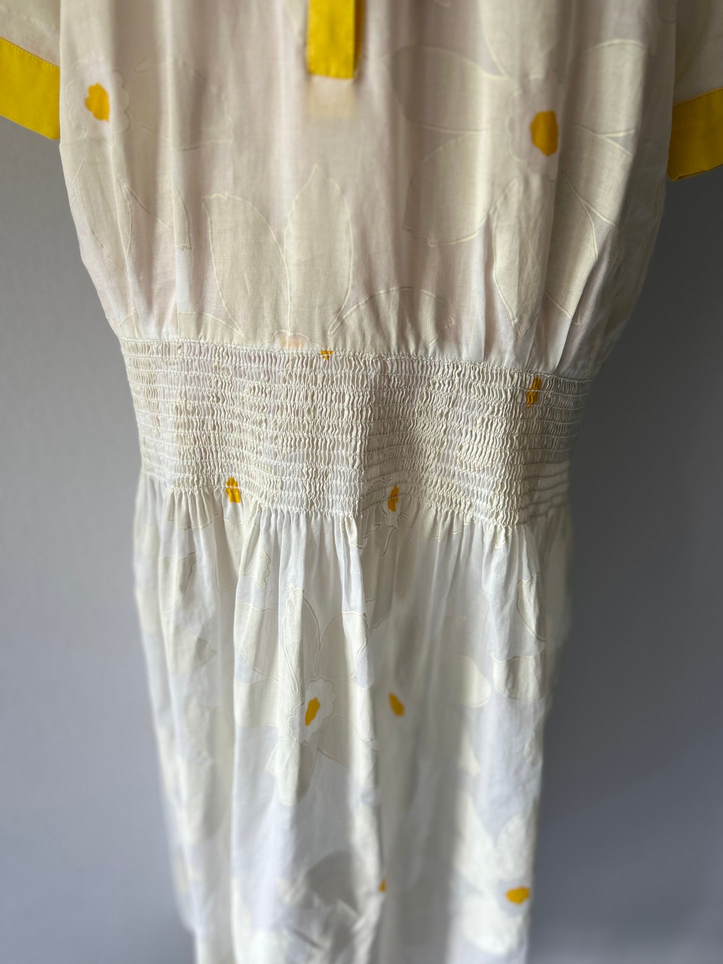 Vintage Cinnamon Dress - Made NZ - Cotton Daisy Print, size 14