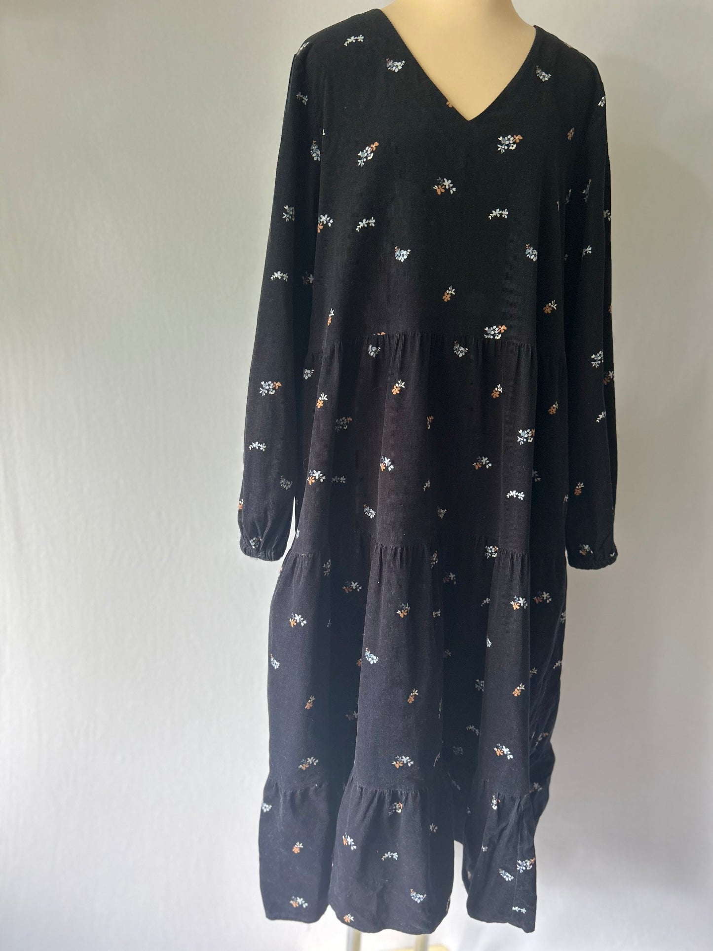 Navy Floral Tiered Corduroy Midi Dress - Size 14