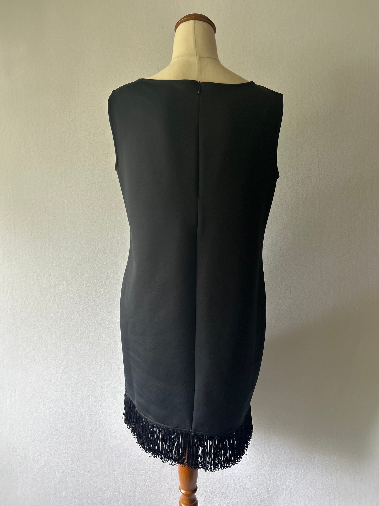 Max & Co. Sleeveless Fringe-Hem Little Black Dress – Size 8