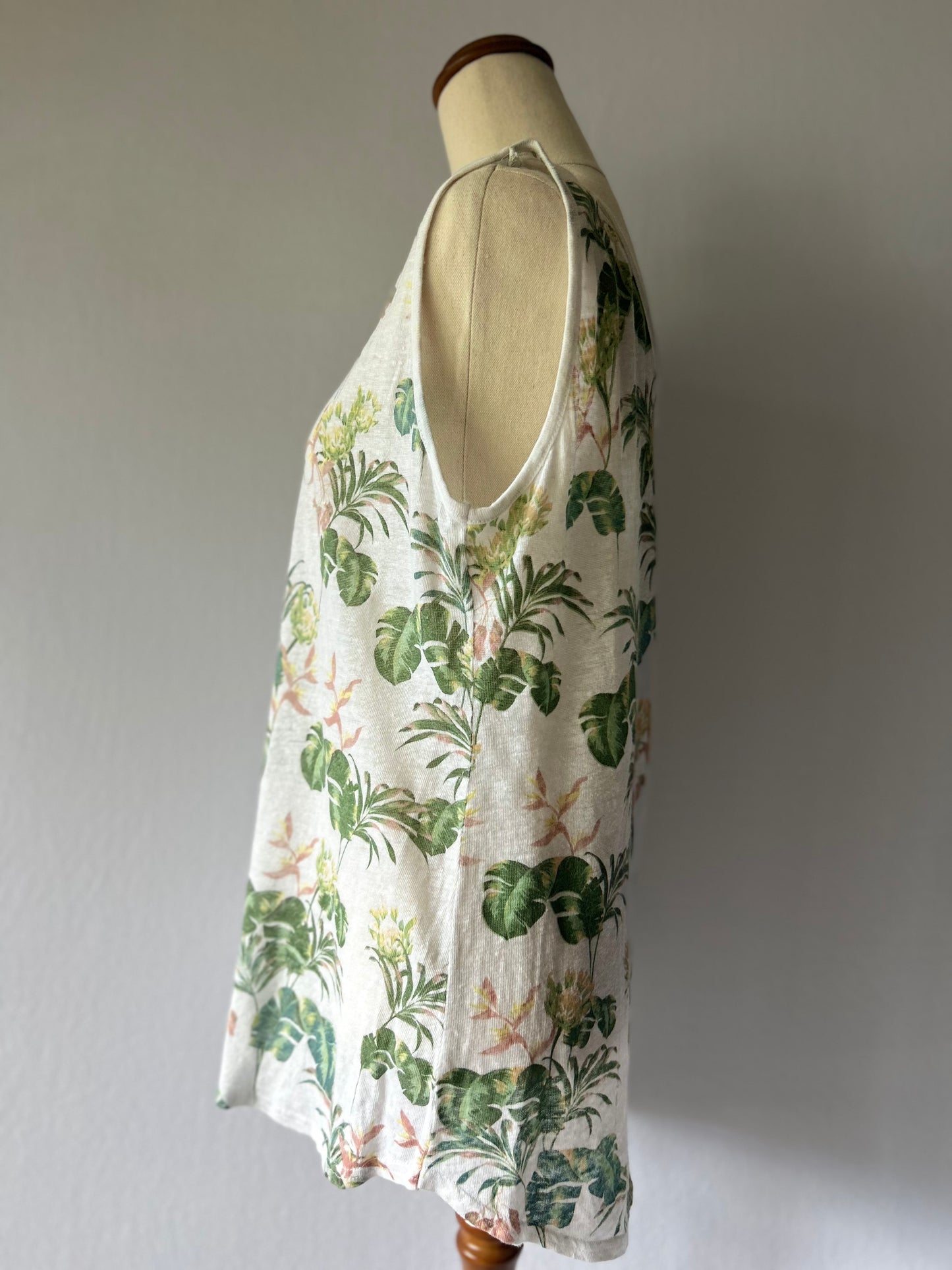 Tropical Print Linen Top Size L