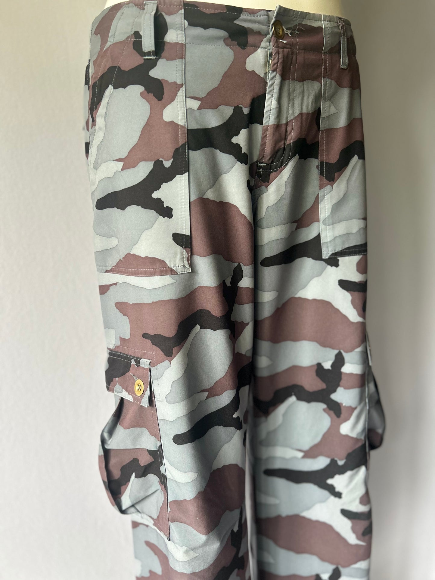Nike Technical Stretch Camo Cargo Pants - Urban Grey & Earth - Size Medium