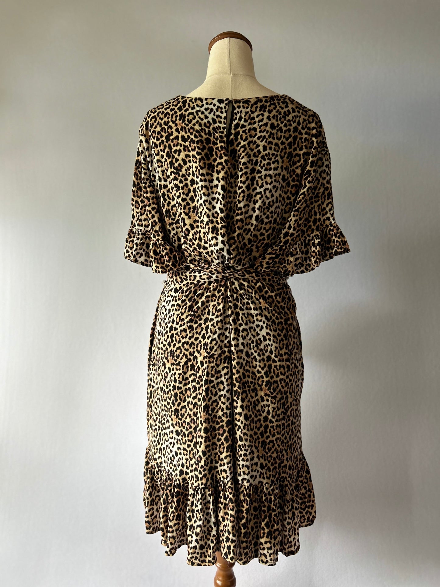 Decjuba 100% Viscose Leopard Print Tie-Waist Dress - Size 10