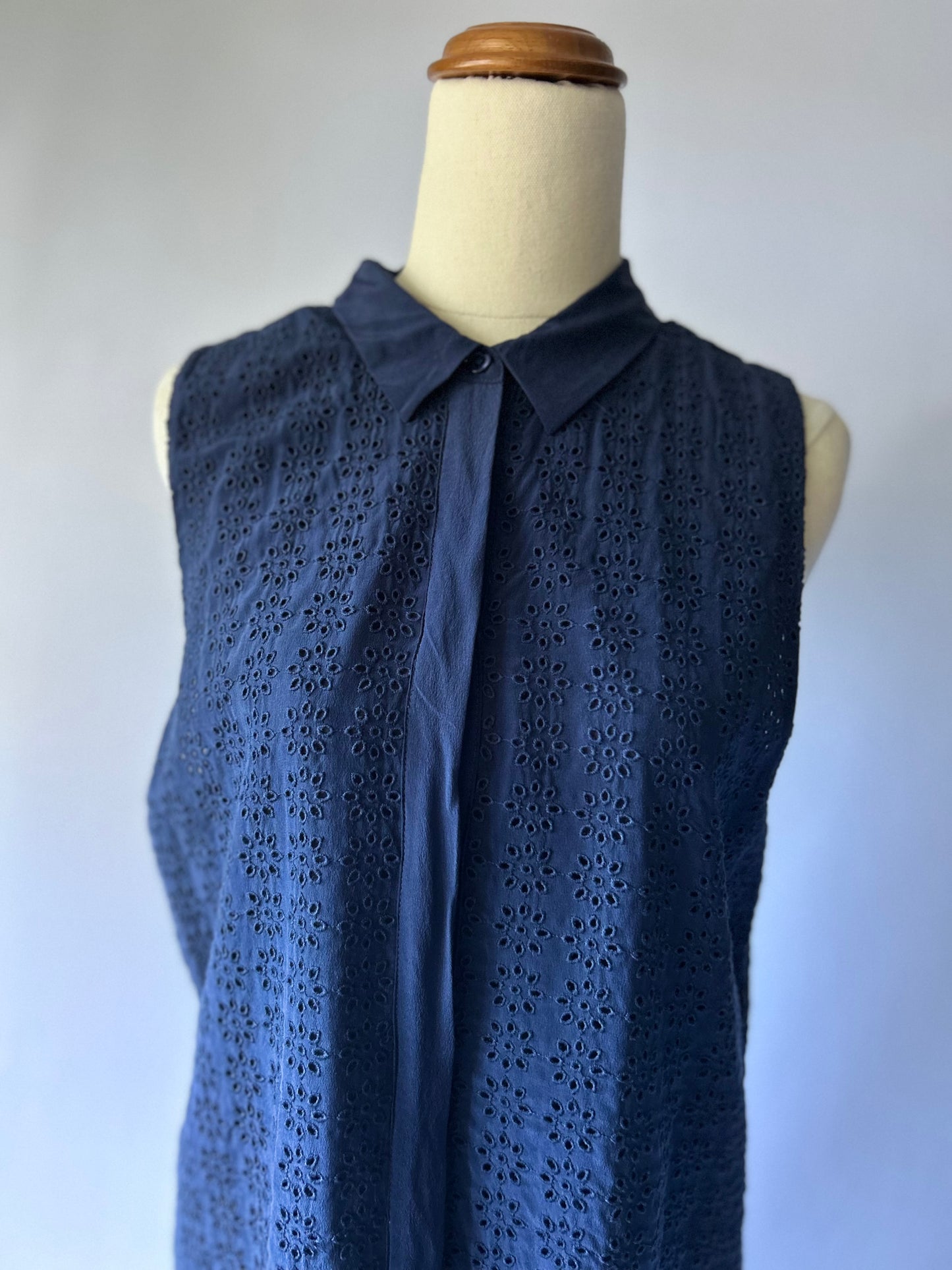 Navy 100% Silk Broderie Anglaise Sleeveless Shirt Dress – Size M