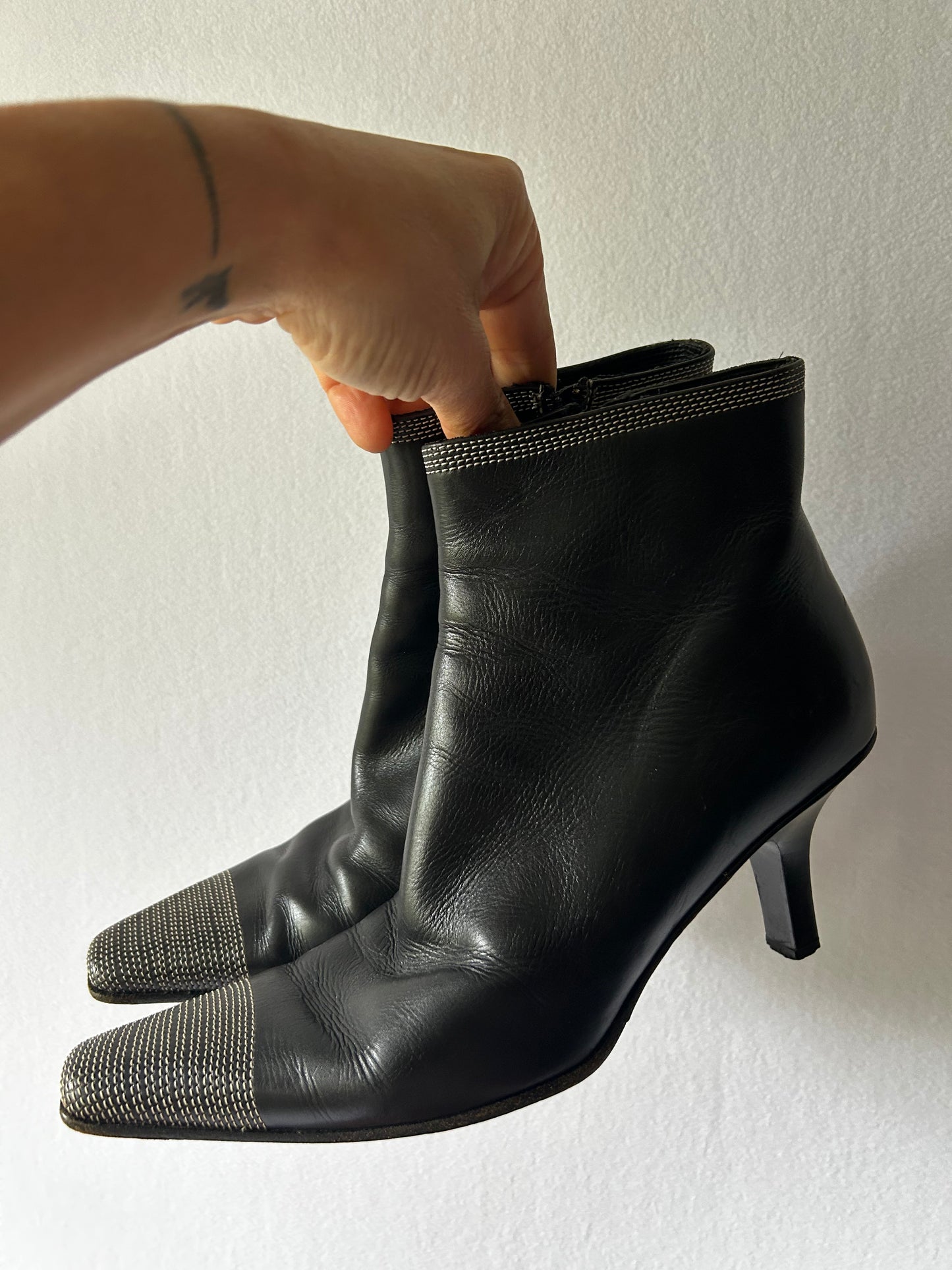 Italian Leather Pointed-Toe Boots – Size 7.5
