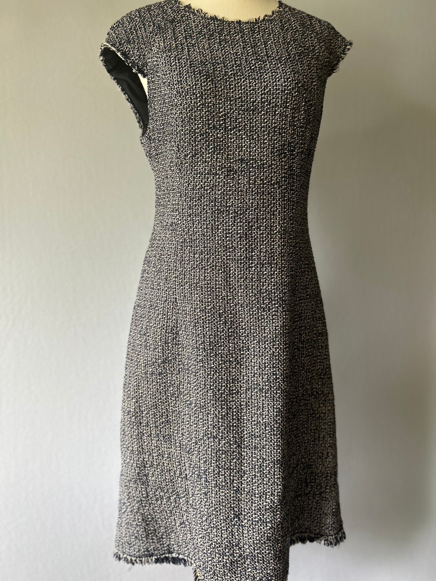 Rebecca Taylor Fringed Tweed Shift Dress – Size 6