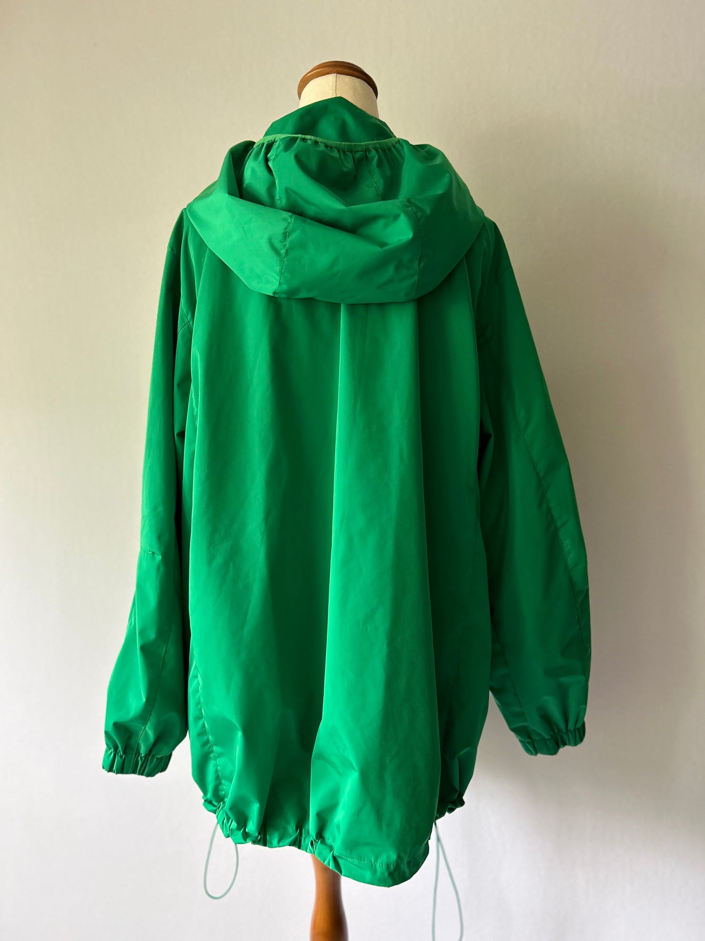 Moke Hooded  jacket Windbreaker & Rain Coat – Size L