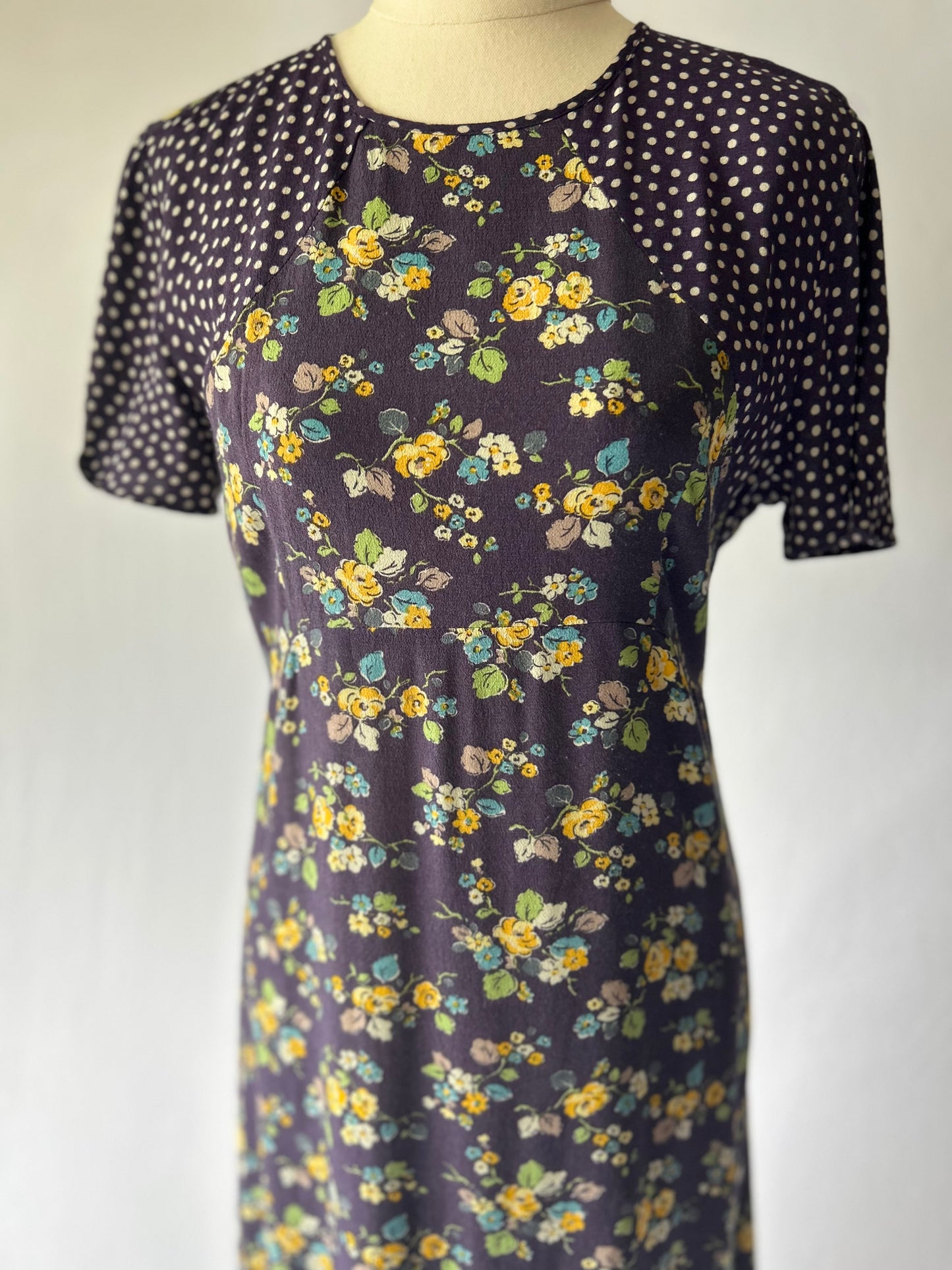 Navy Floral Dress – 100% Viscose, Size 8, Made in London