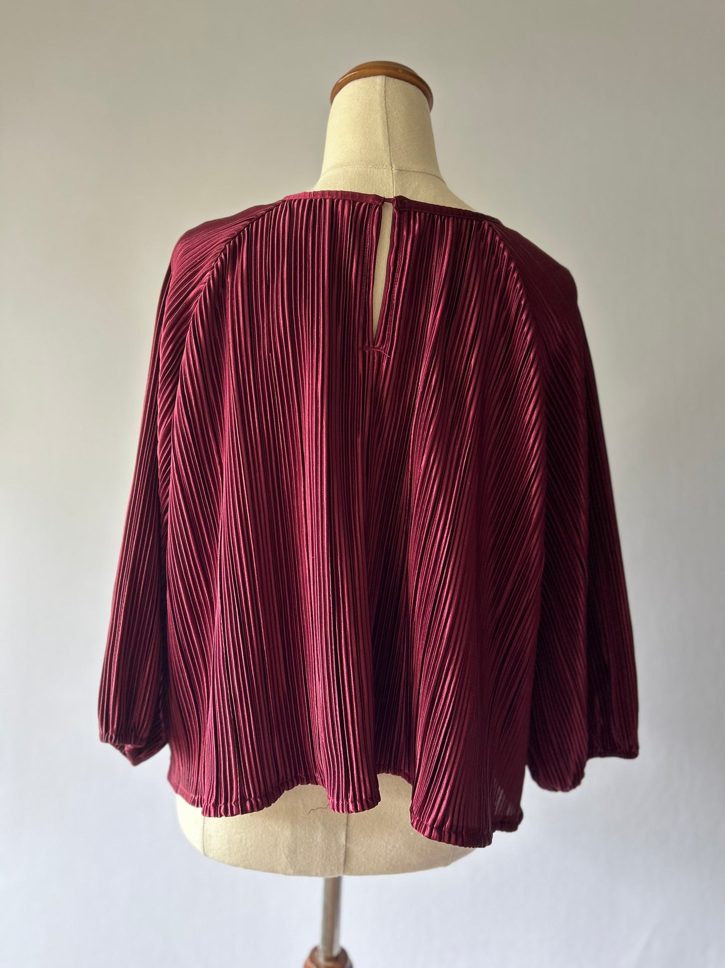 Deep Wine Pleated Plisse Raglan Blouse - Size 14