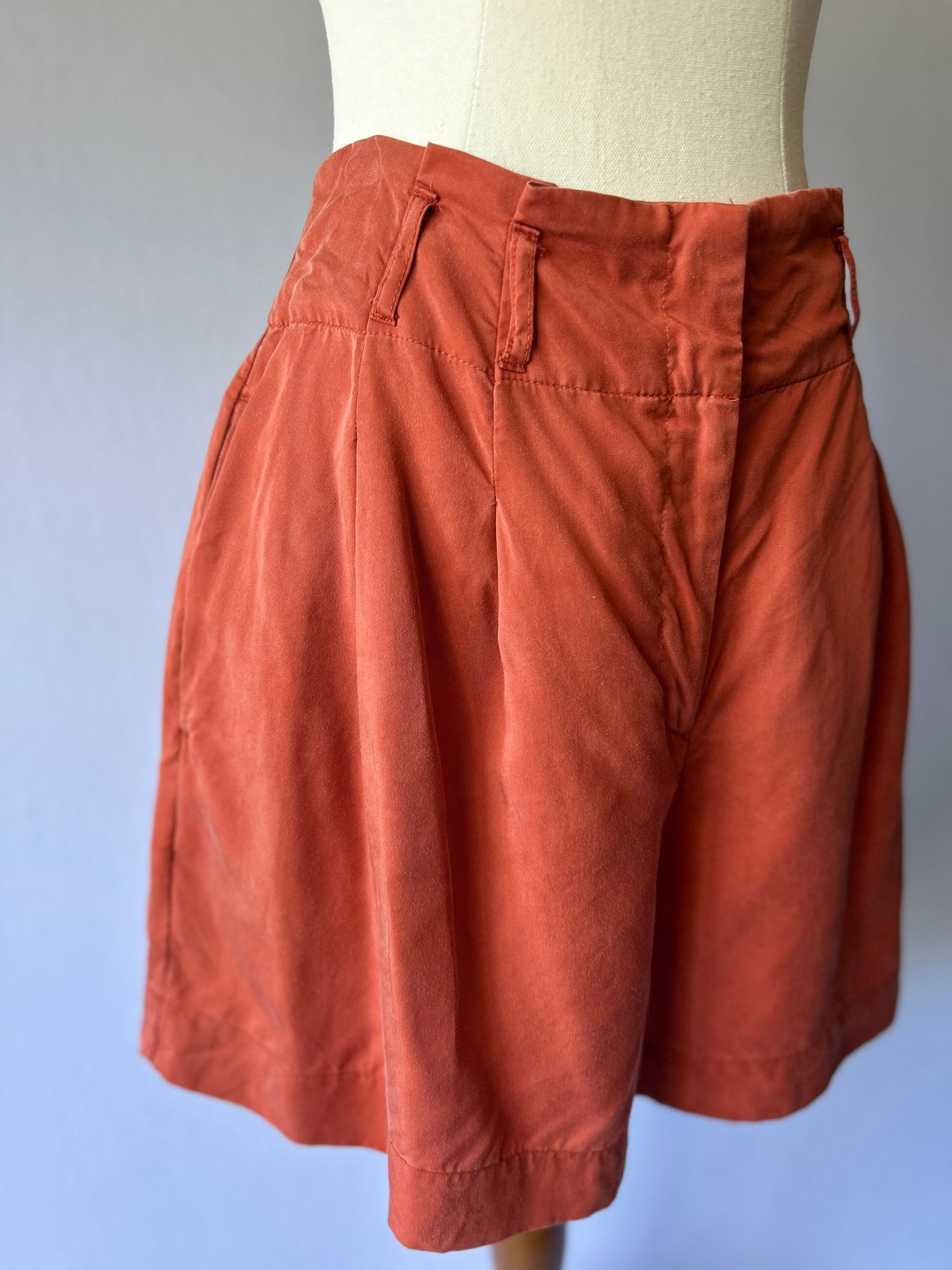 Terracotta Lyocell Shorts – Size 14