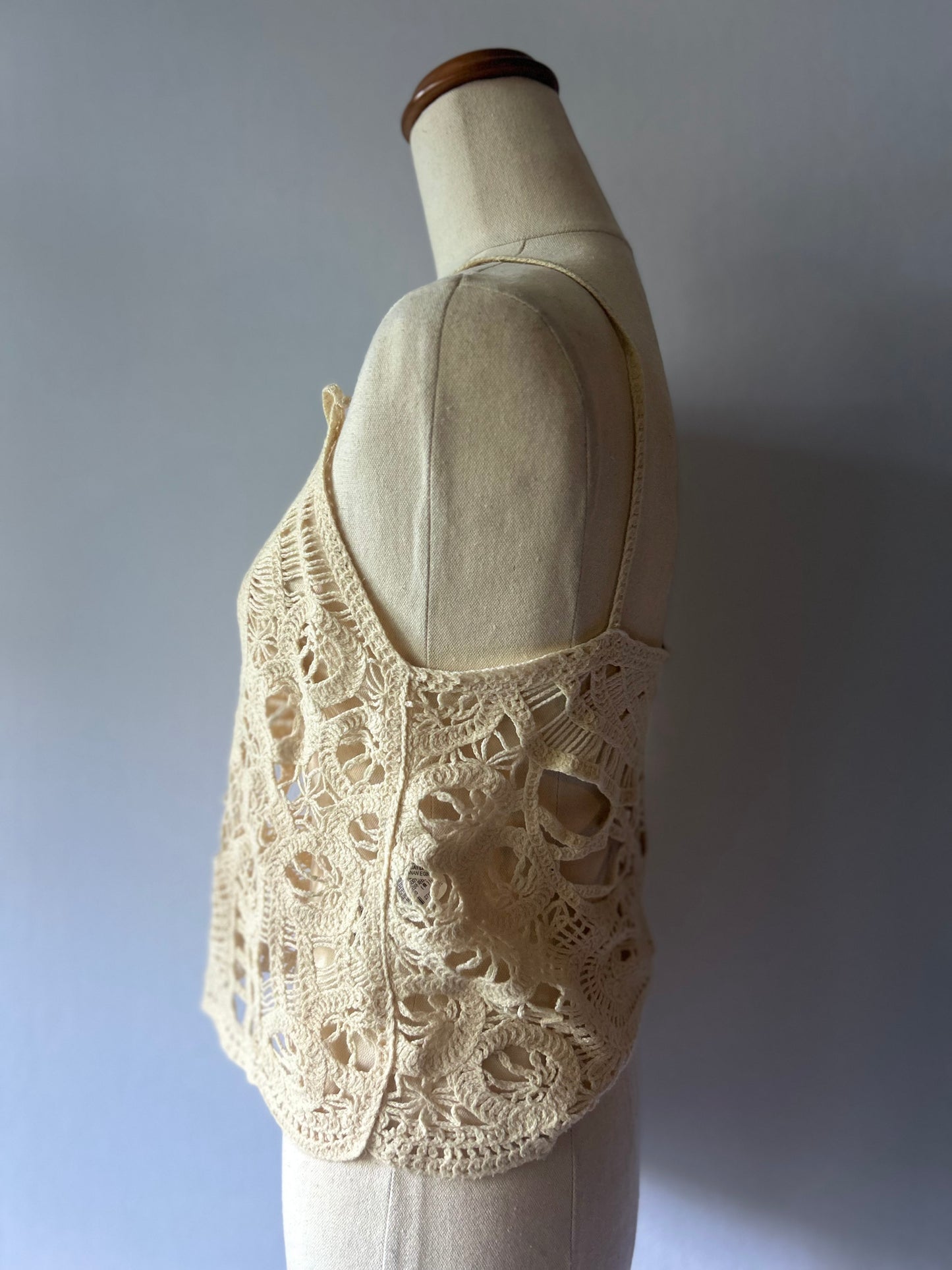 Ara Ecru Crochet Mandala Camisole Top - Size M