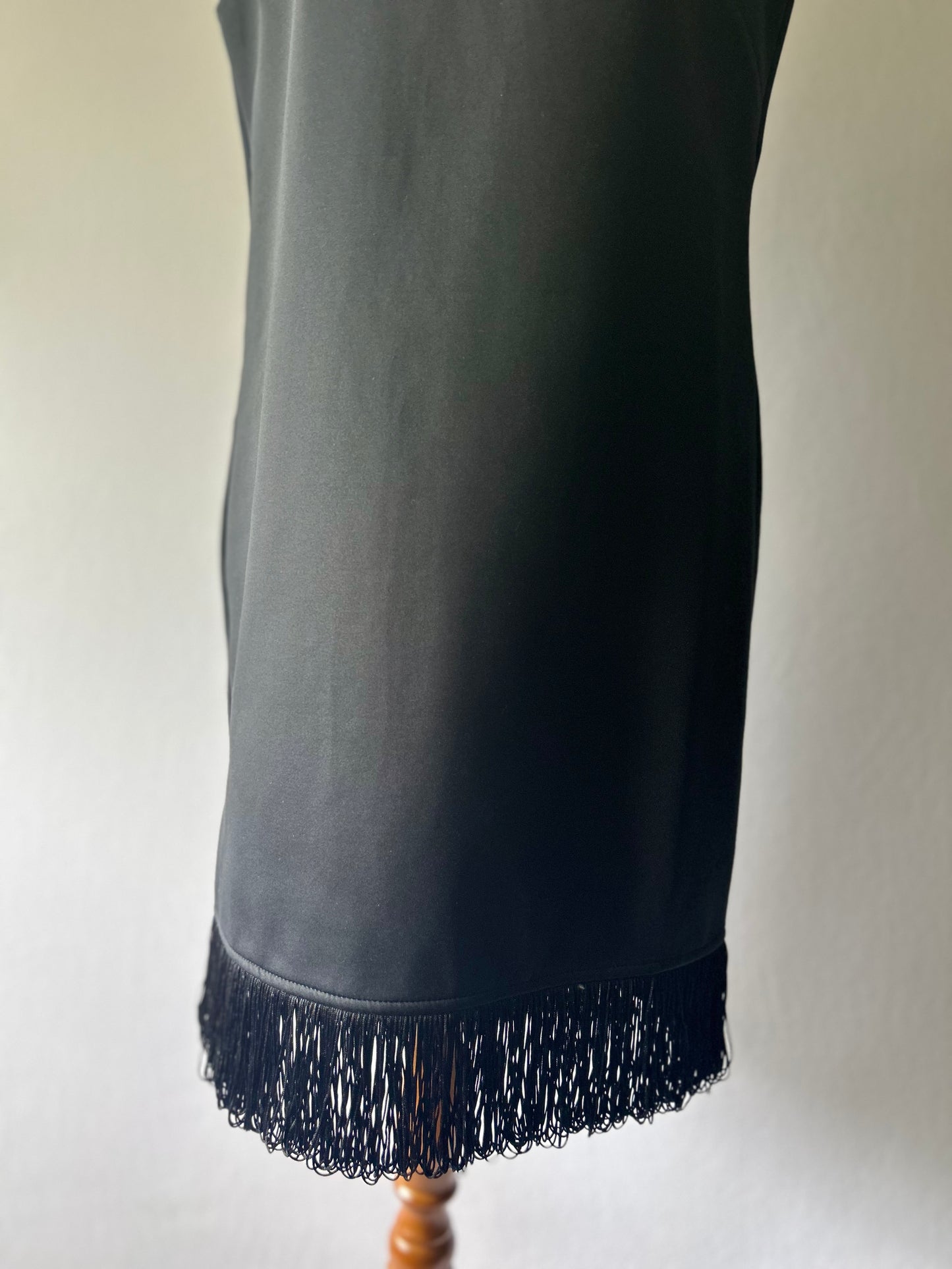 Max & Co. Sleeveless Fringe-Hem Little Black Dress – Size 8