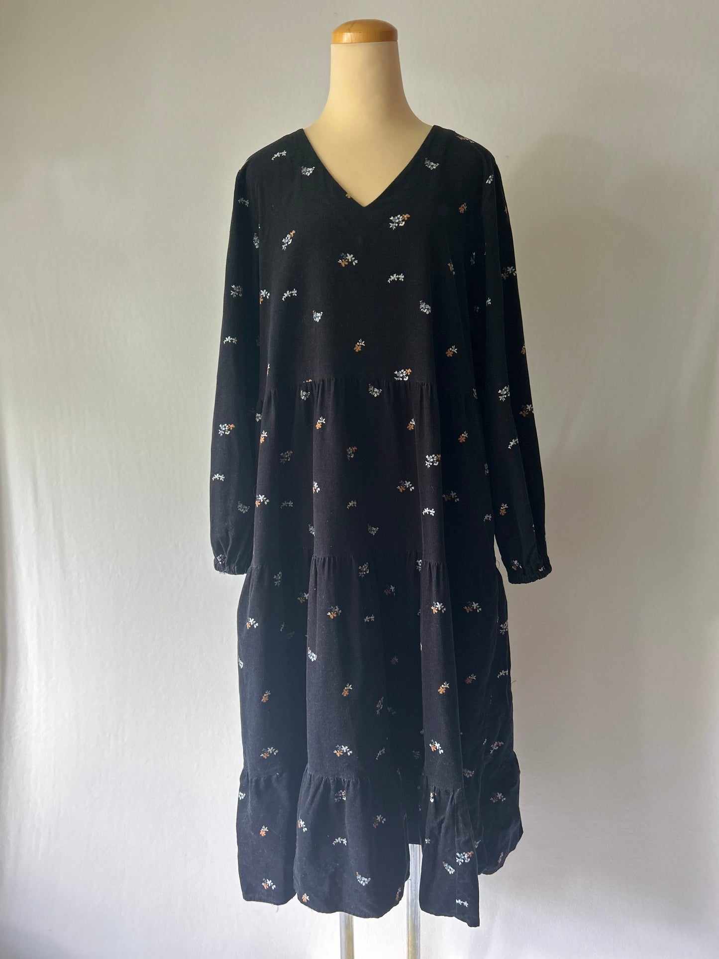 Navy Floral Tiered Corduroy Midi Dress - Size 14