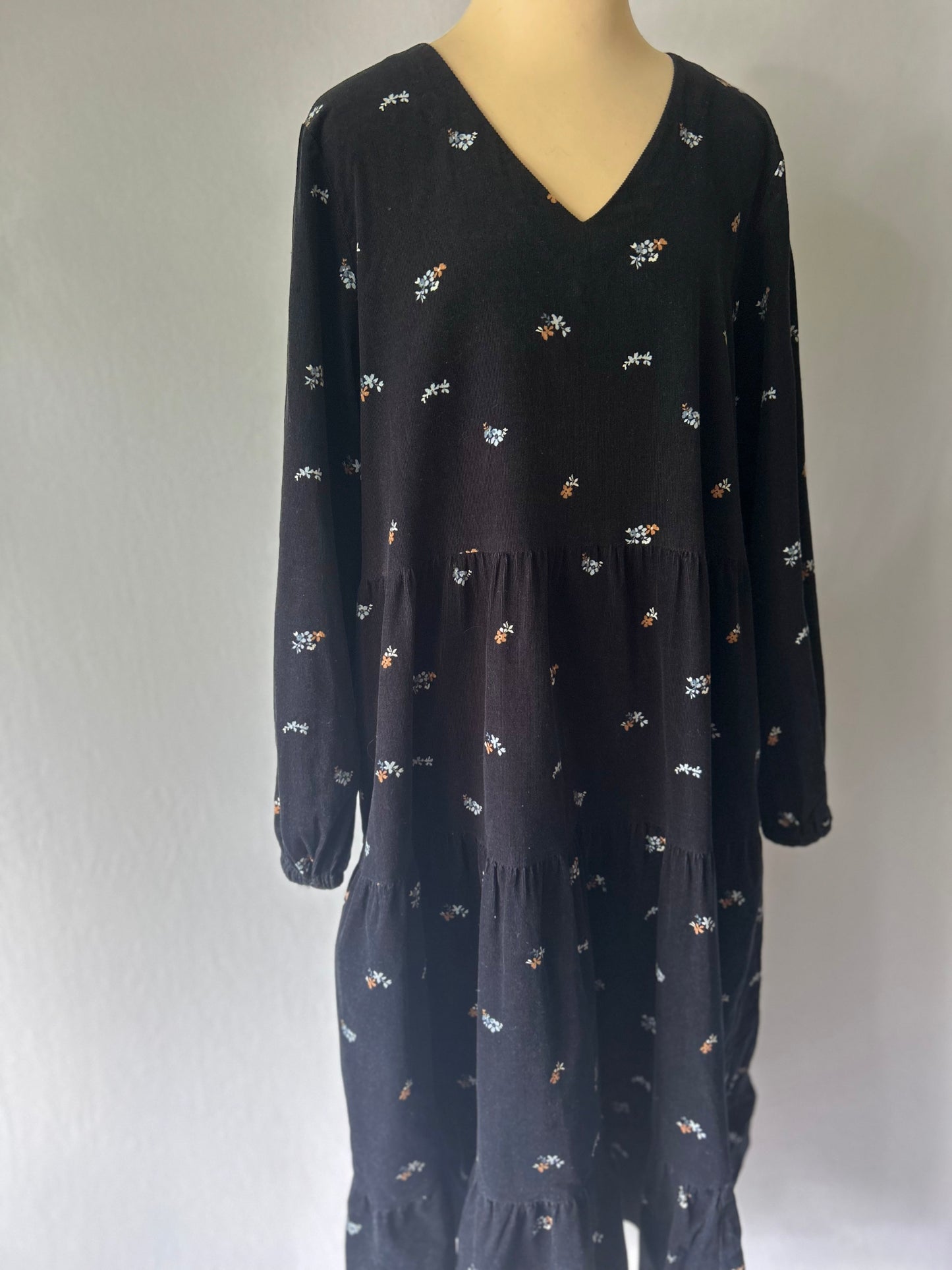 Navy Floral Tiered Corduroy Midi Dress - Size 14