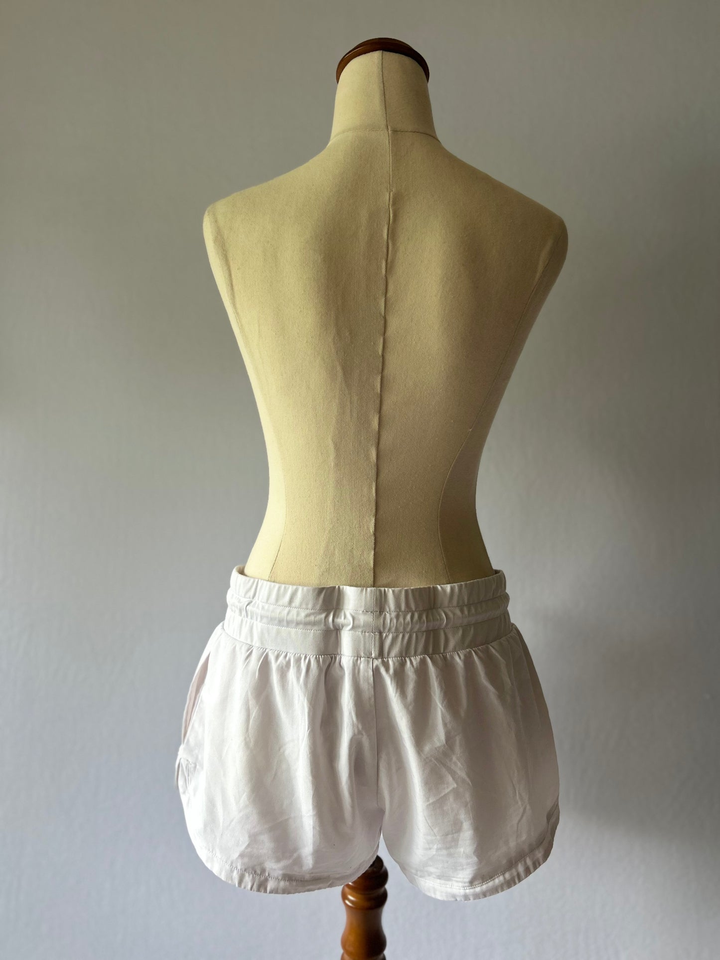 Cleo Harper "All-Day" Drawstring Athletic Shorts - Size Small