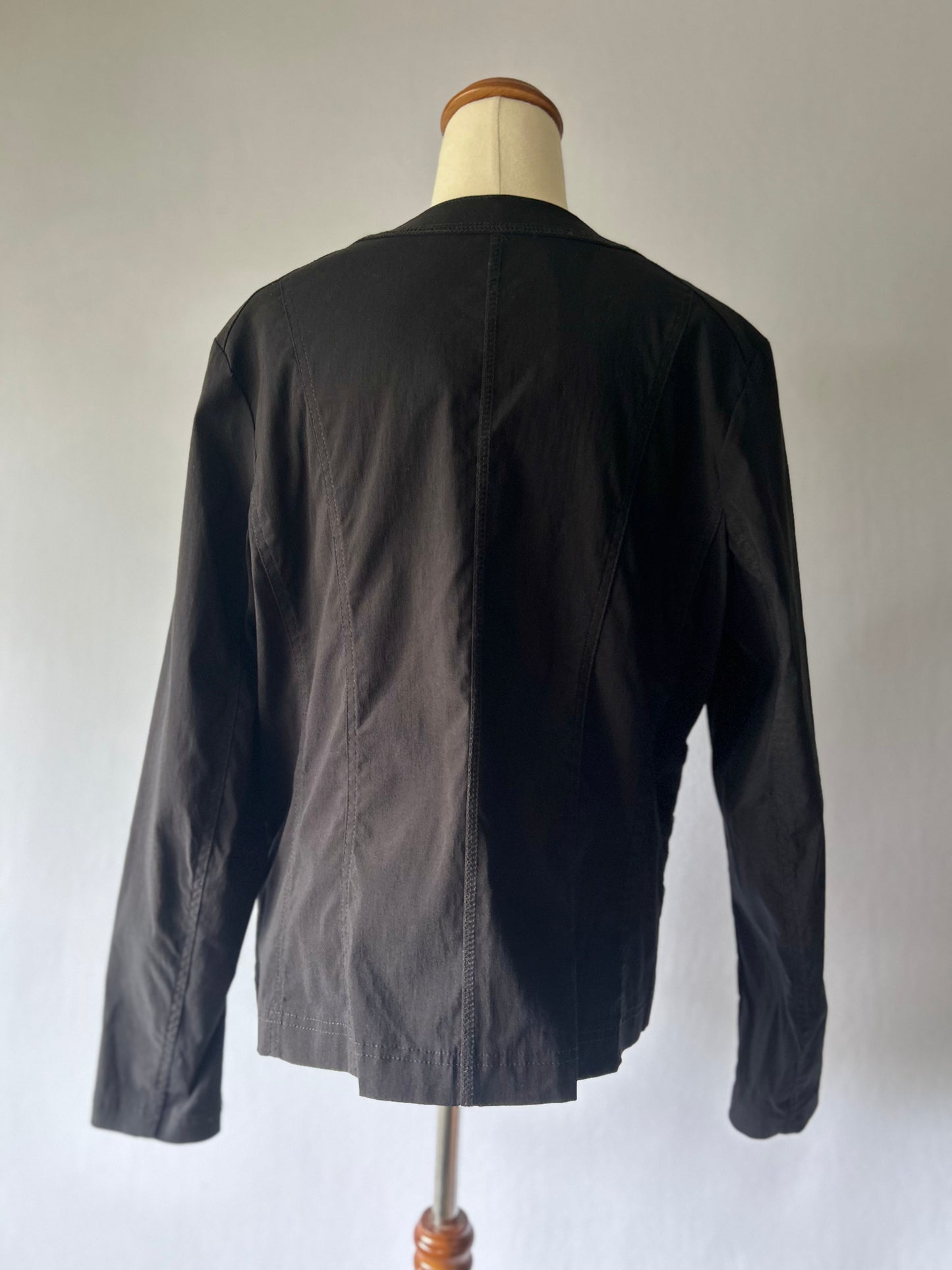 Black Structured Jacket with Shoulder Pads – Size L