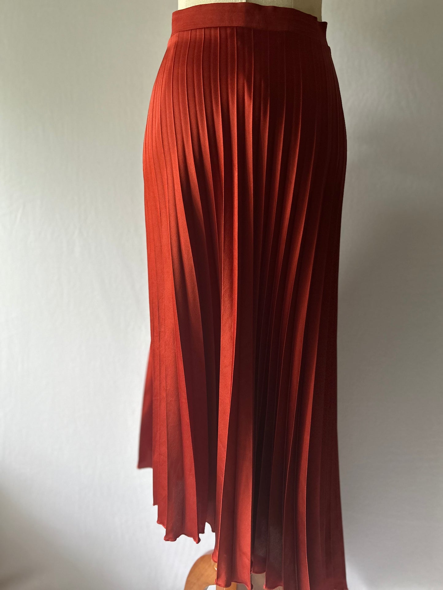Rust Pleated Midi Skirt – Zara – Size L