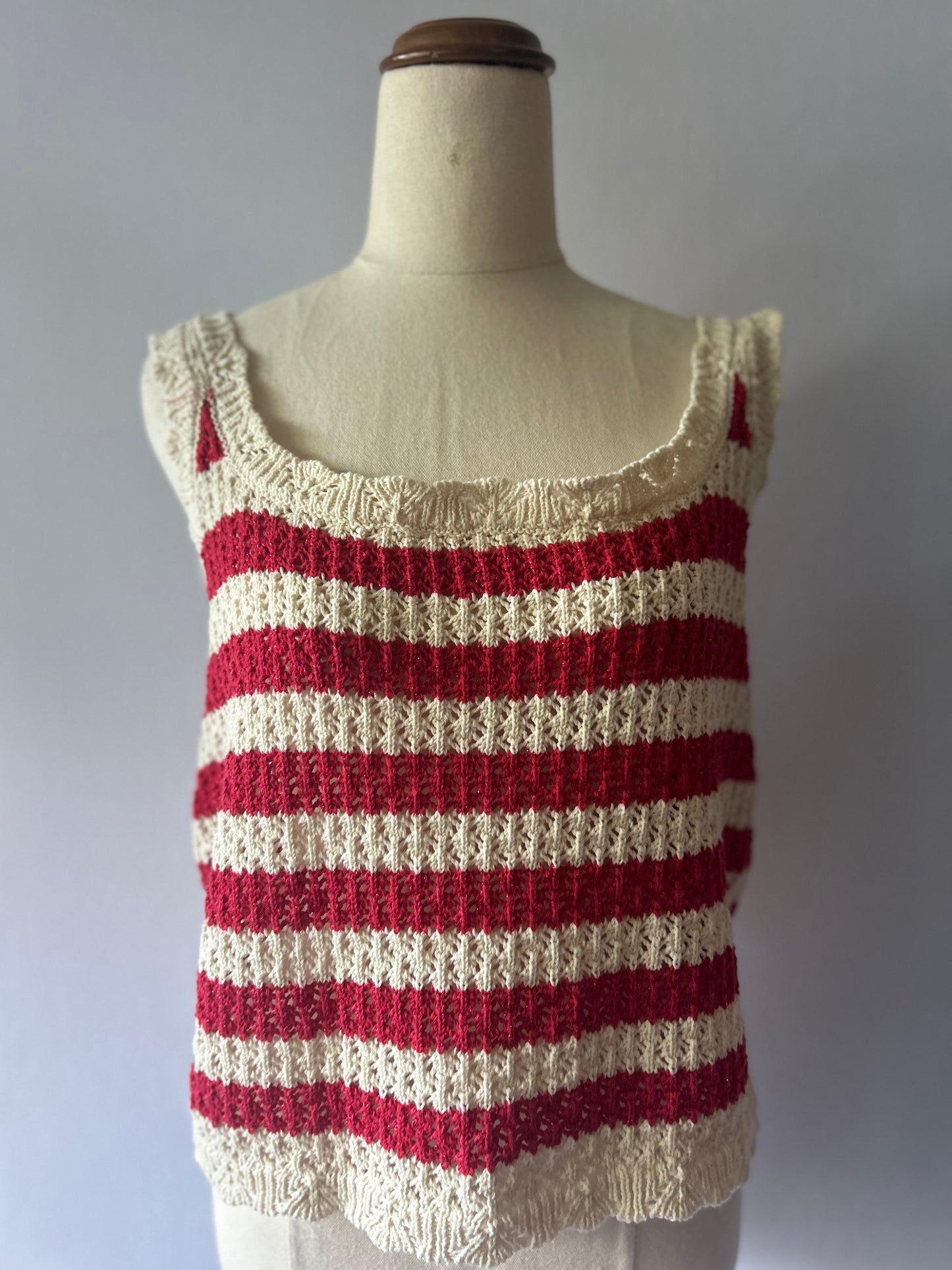 Red & Cream Striped Open-Knit Metallic Thread Tank Top - Size 14