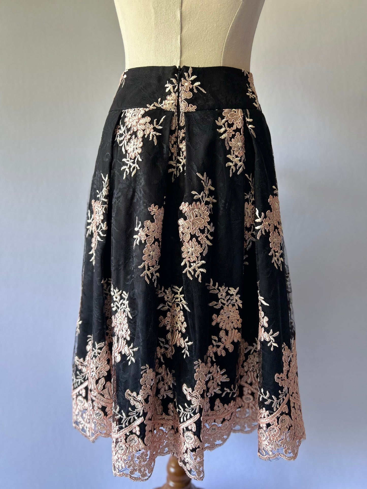 Black Lace Embroidered Skirt Size 12