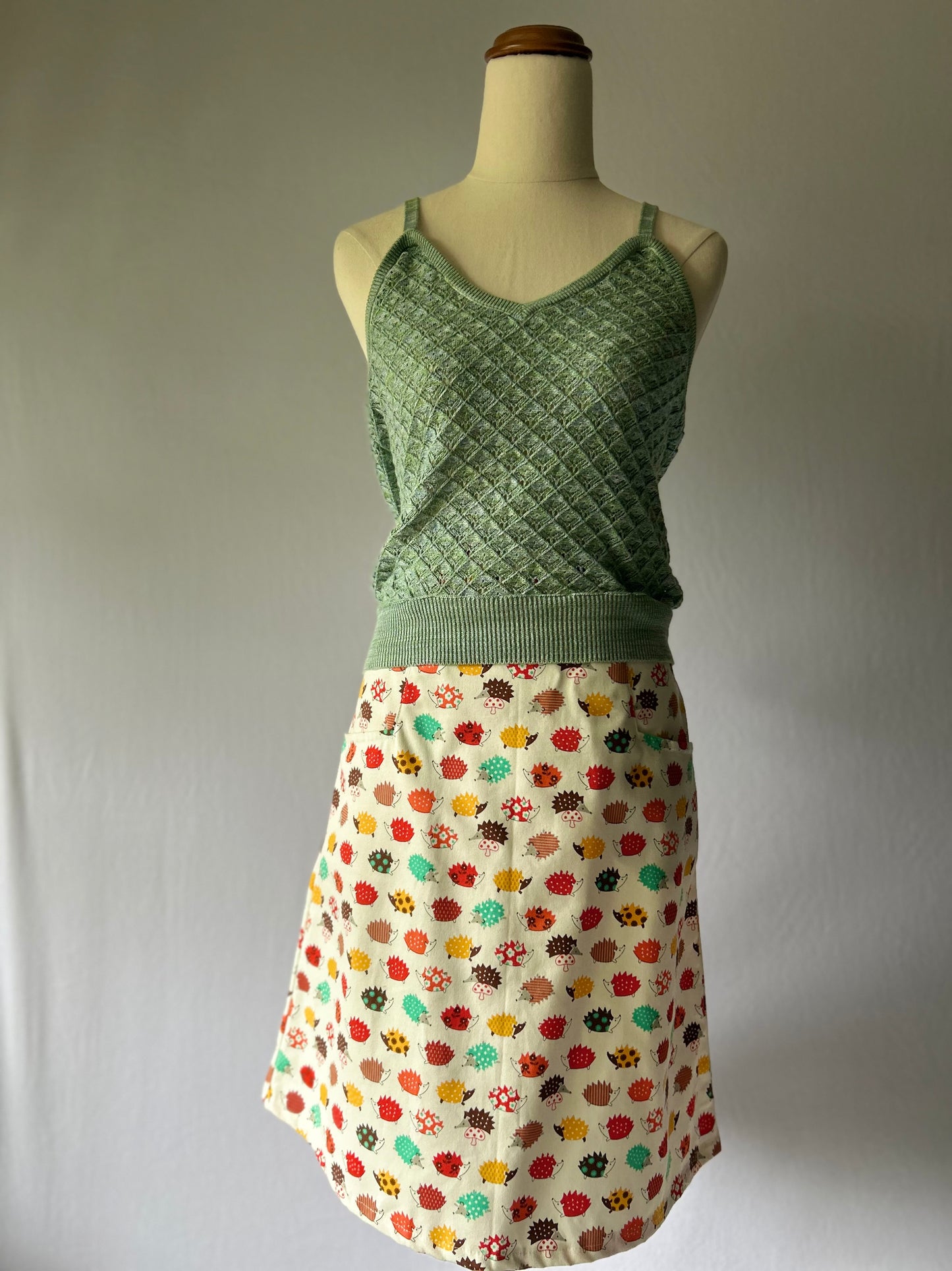 Hedgehog Print Cotton Skirt – Size XS
