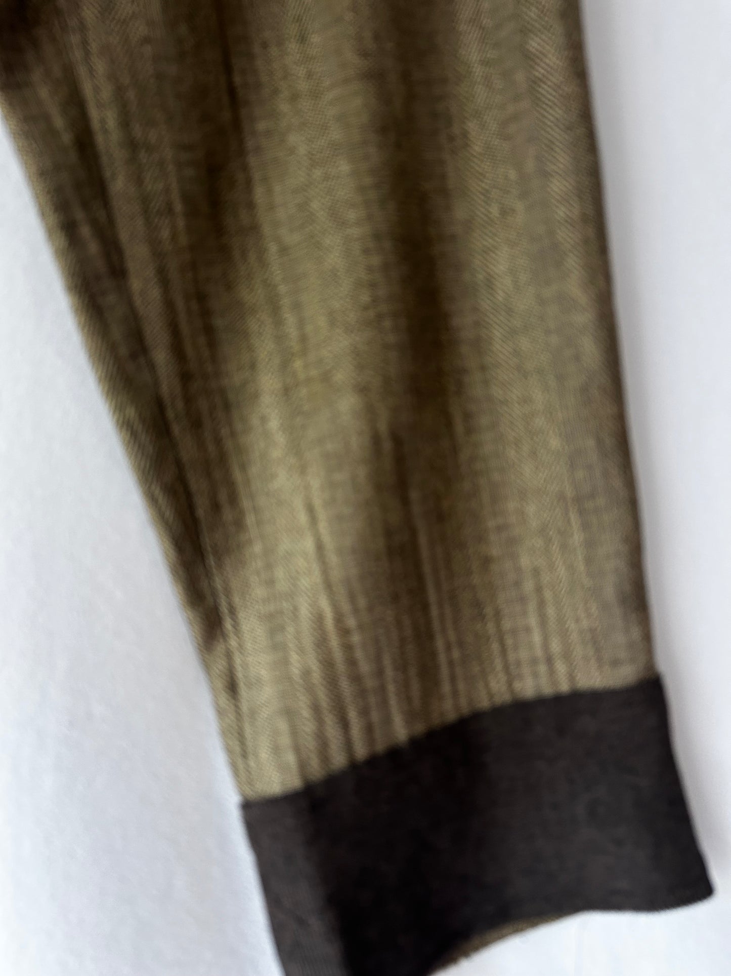Mara Mac Tailored Tonal Contrast Trousers – Size 40
