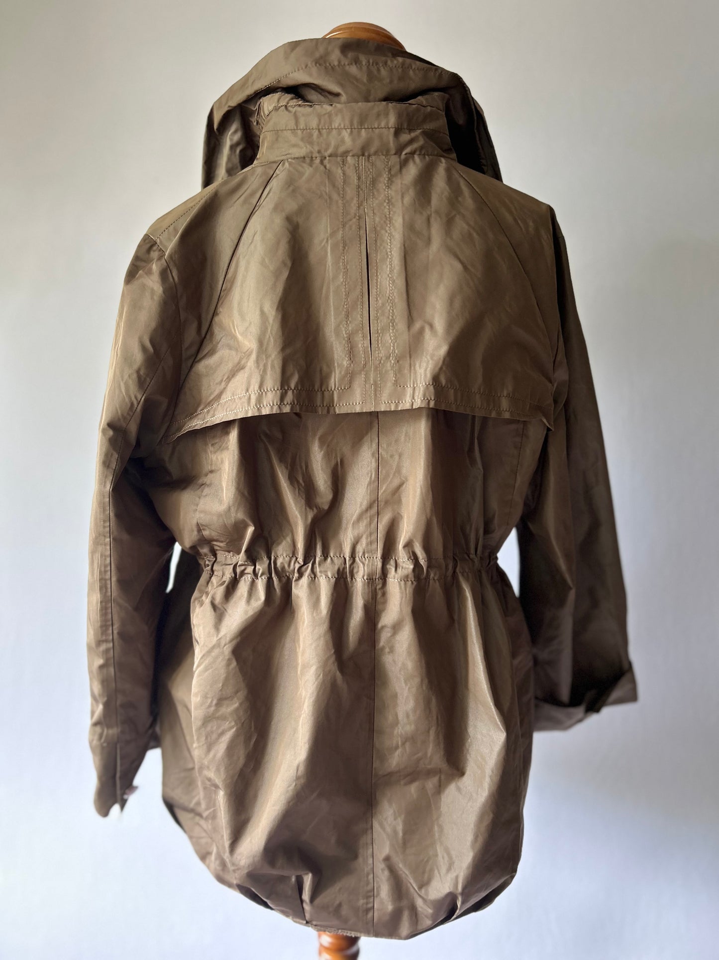Khaki Oversized Coat – Size M/L (175/96A)