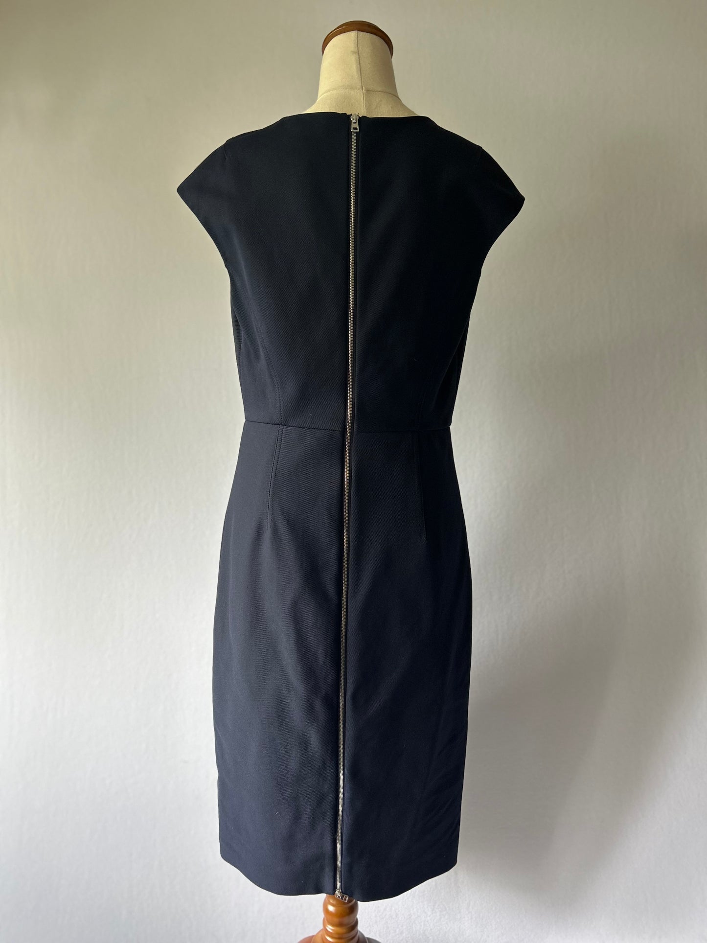 Diane von Furstenberg (DVF) Navy V-Neck Sheath Dress – Size 8