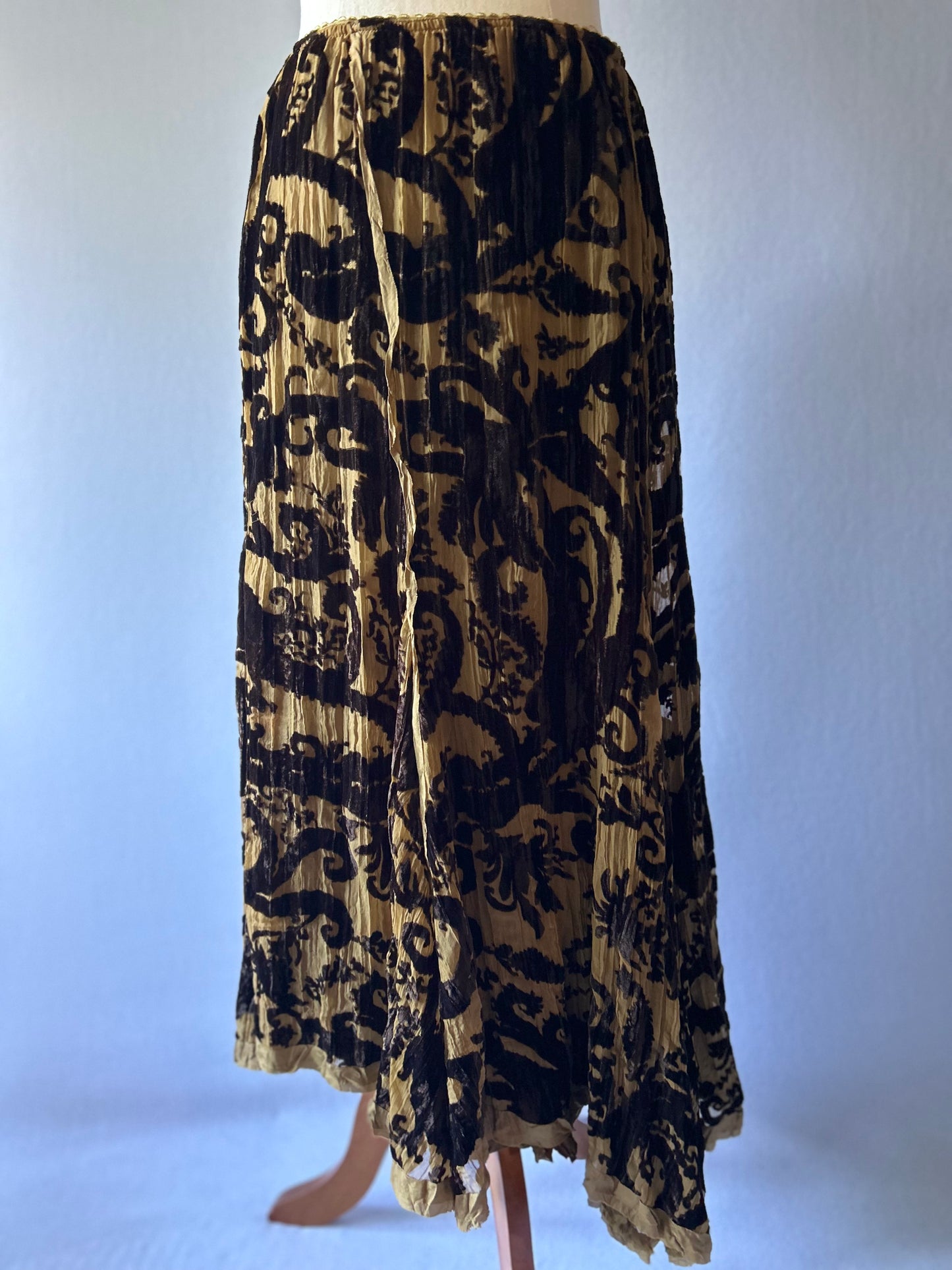 Verge Printed Plissé Maxi Skirt - Size 10 | Silk Trim & Velvet Devoré Detail