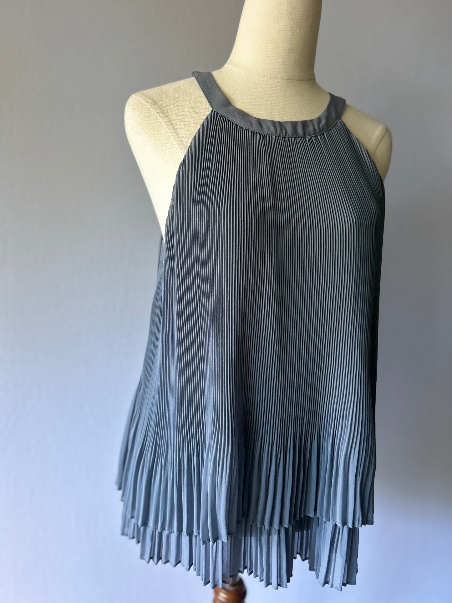 Storm Plissé Tiered Halter Top - Grey - Size 10