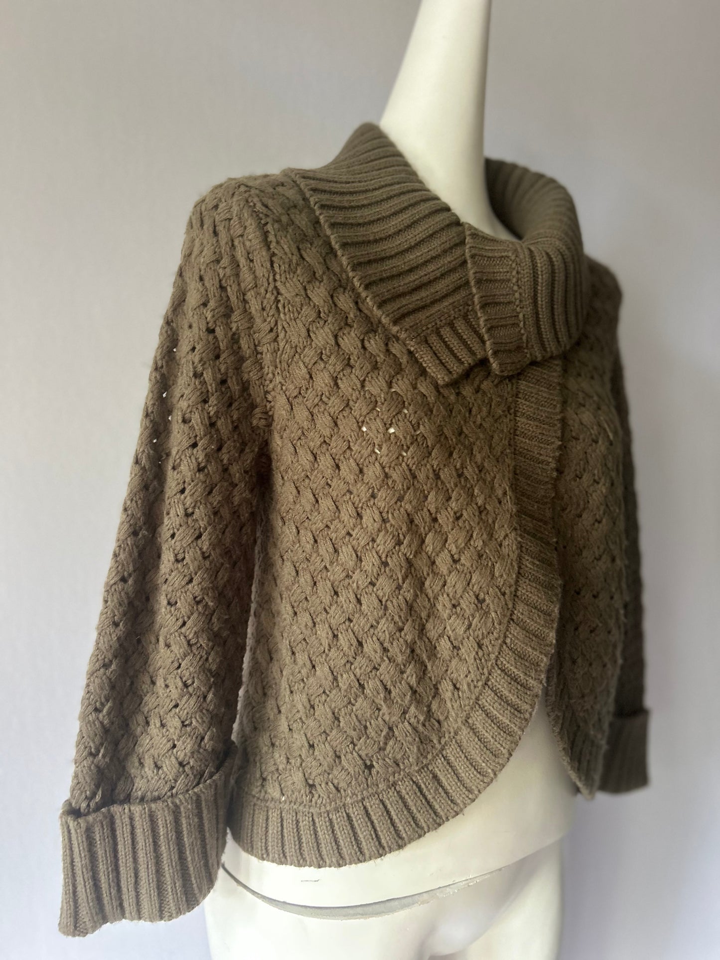 Ribbed Chunky Knit Cardigan - Taupe - Size 40