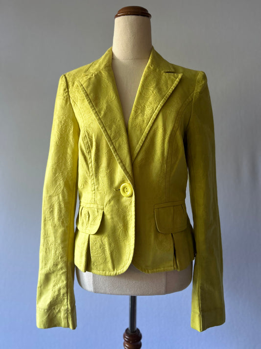 Cue Yellow Textured Cropped Blazer – Size 10