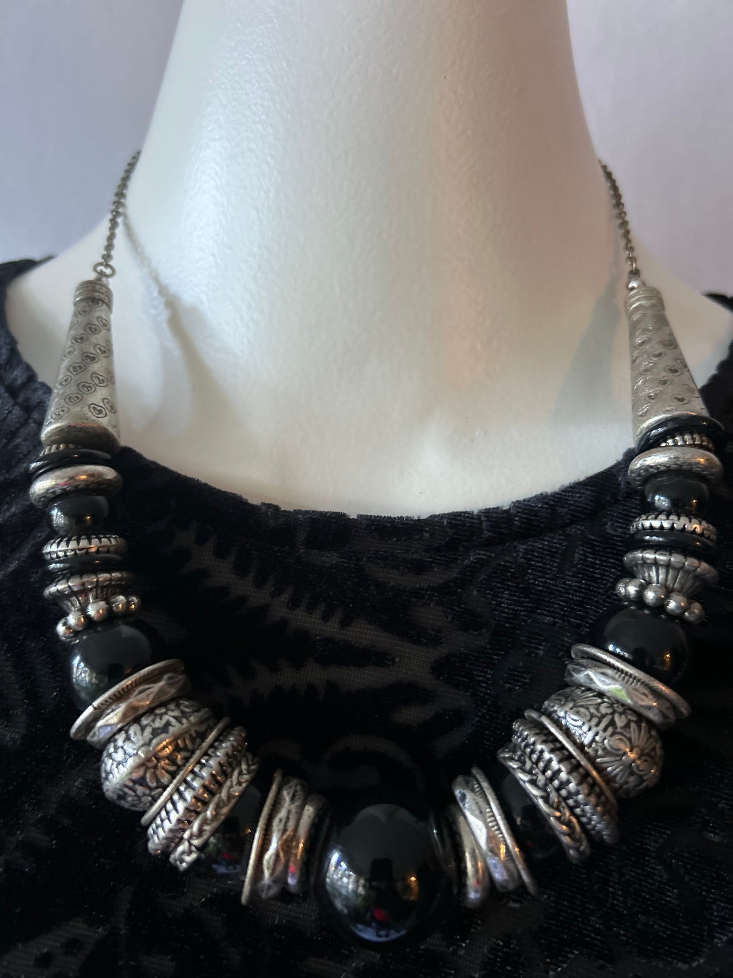 Vintage Bohemian Tribal Etched Silver & Black Bead Statement Necklace