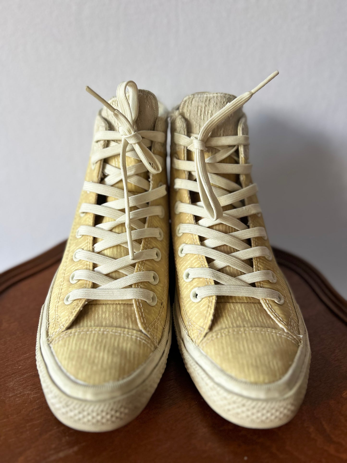 Converse Chuck Taylor All Star High Top Sneakers - Water-Repellent Textured Yellow - Size US Men's 8 / Women's 10